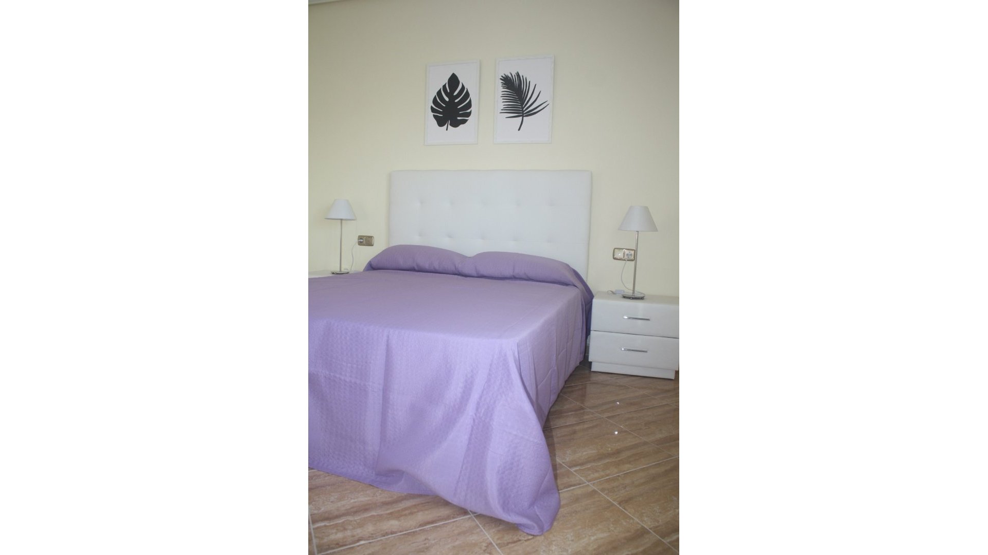 Obra nueva - Chalets -
Torrevieja