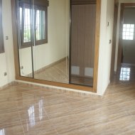 Obra nueva - Chalets -
Torrevieja