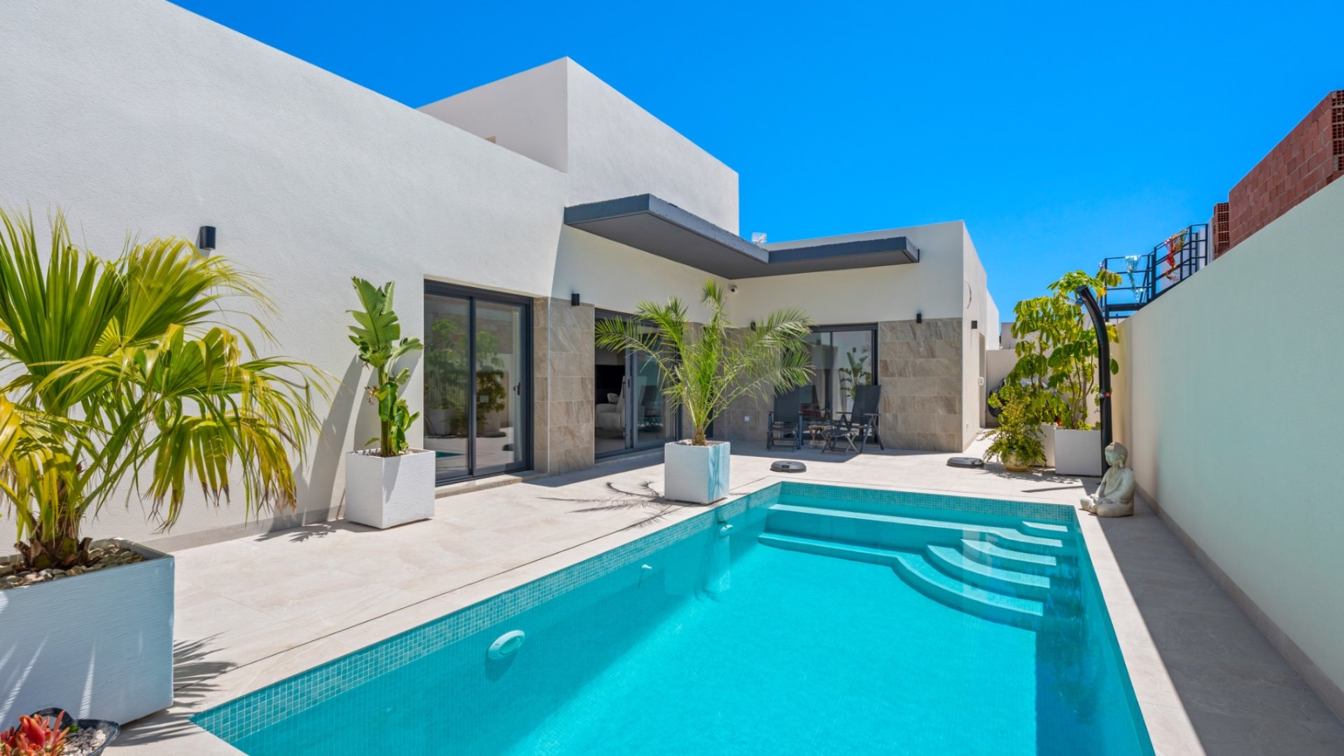 Resale - 6. Detached villa -
Daya Nueva