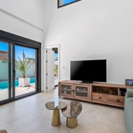 Resale - 6. Detached villa -
Daya Nueva