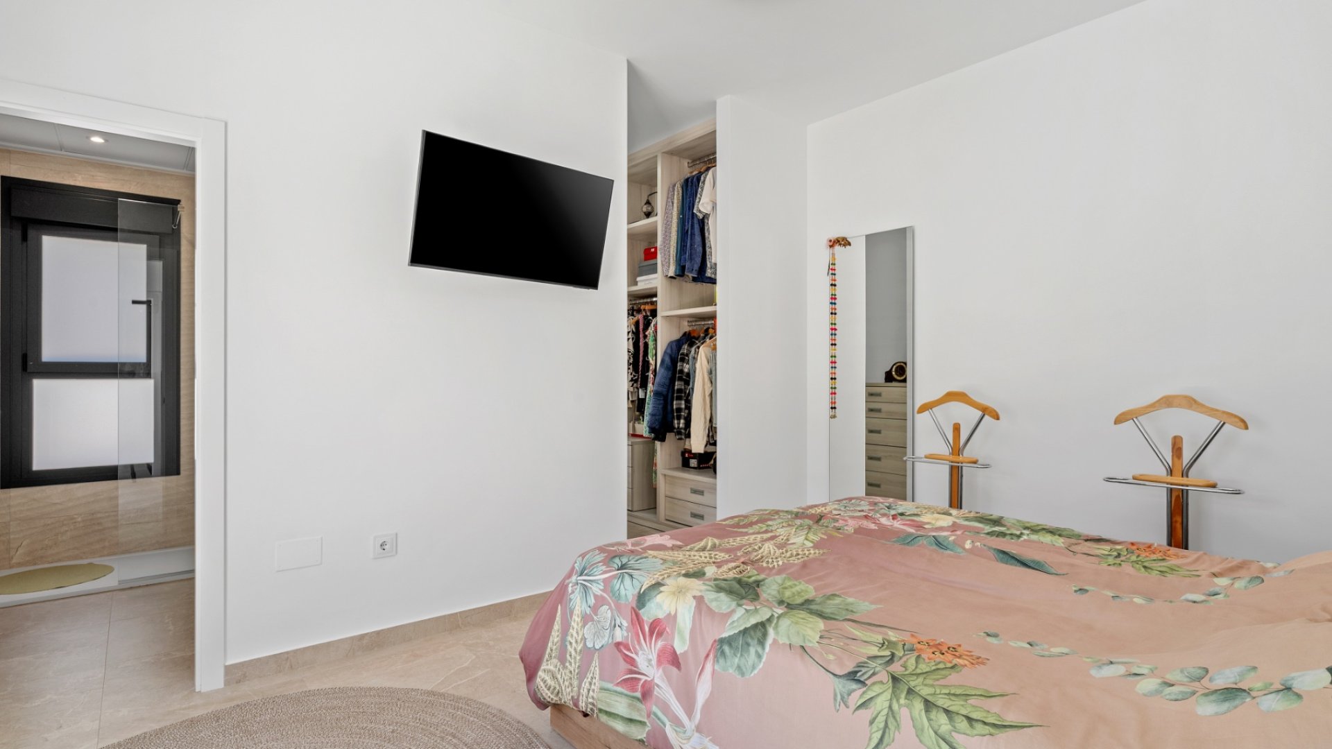 Resale - 6. Detached villa -
Daya Nueva