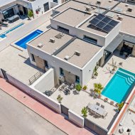 Resale - 6. Detached villa -
Daya Nueva