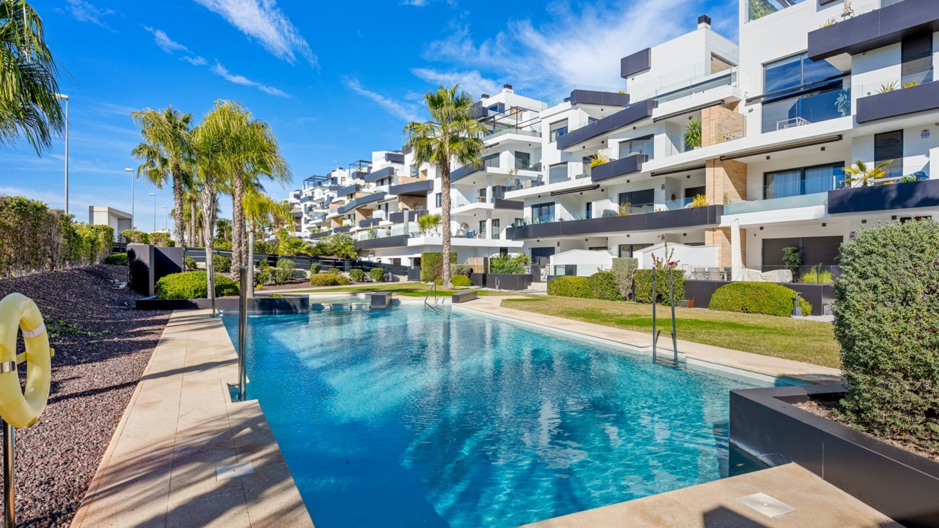 Resale - Apartment / Flat * -
Orihuela Costa - Los Dolses