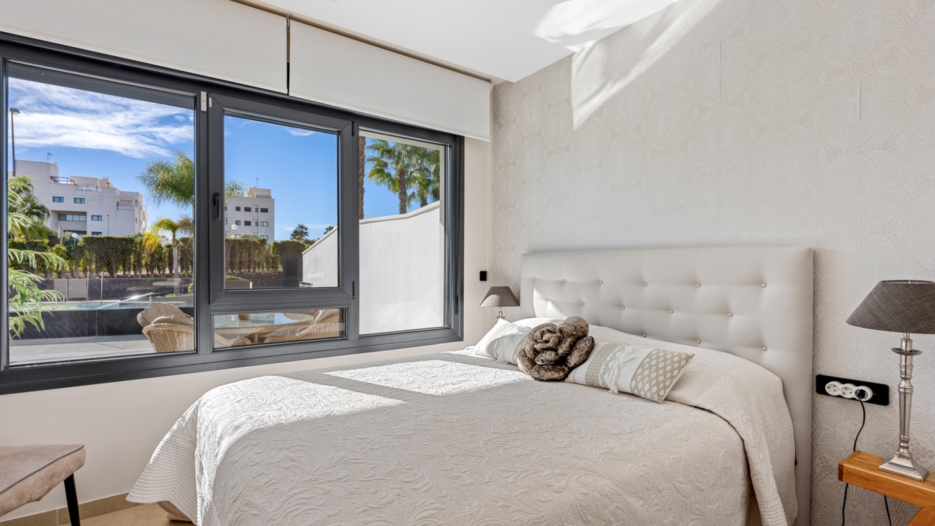 Resale - Apartment / Flat * -
Orihuela Costa - Los Dolses