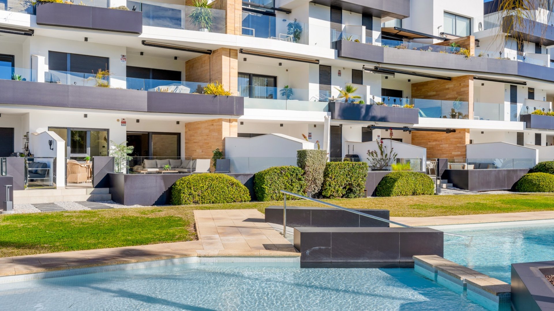 Resale - Apartment / Flat * -
Orihuela Costa - Los Dolses