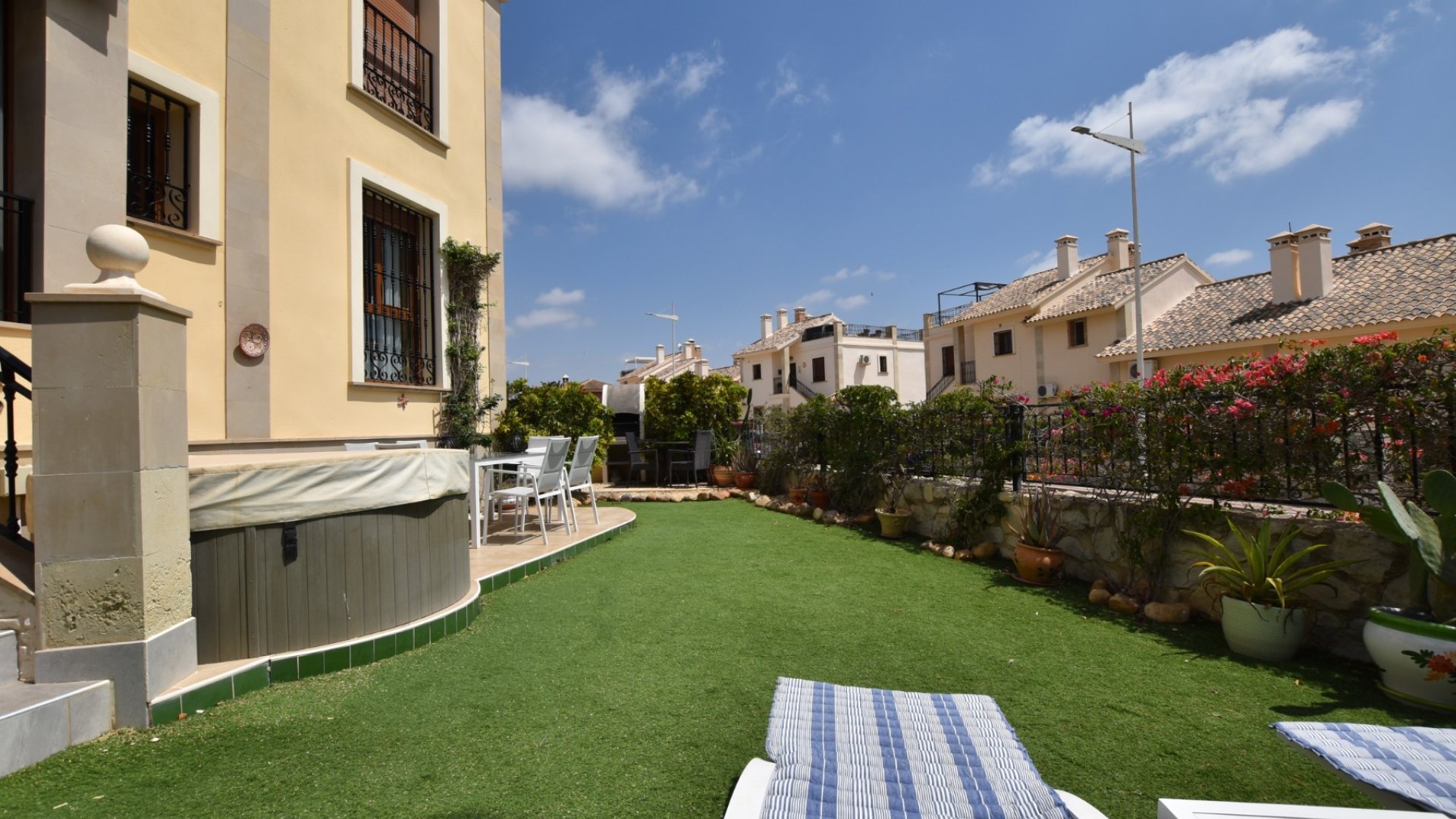 Resale - Apartments -
Algorfa - La finca Golf