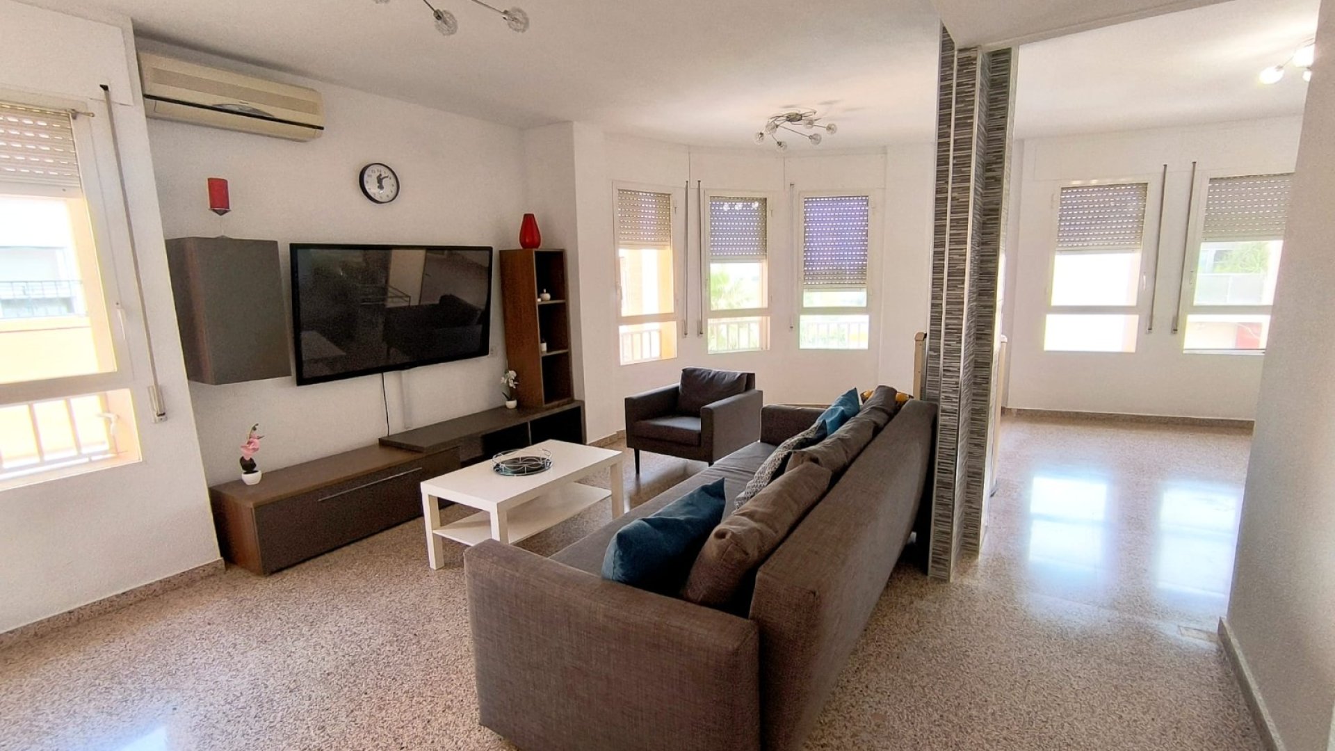 Resale - Apartments -
Algorfa