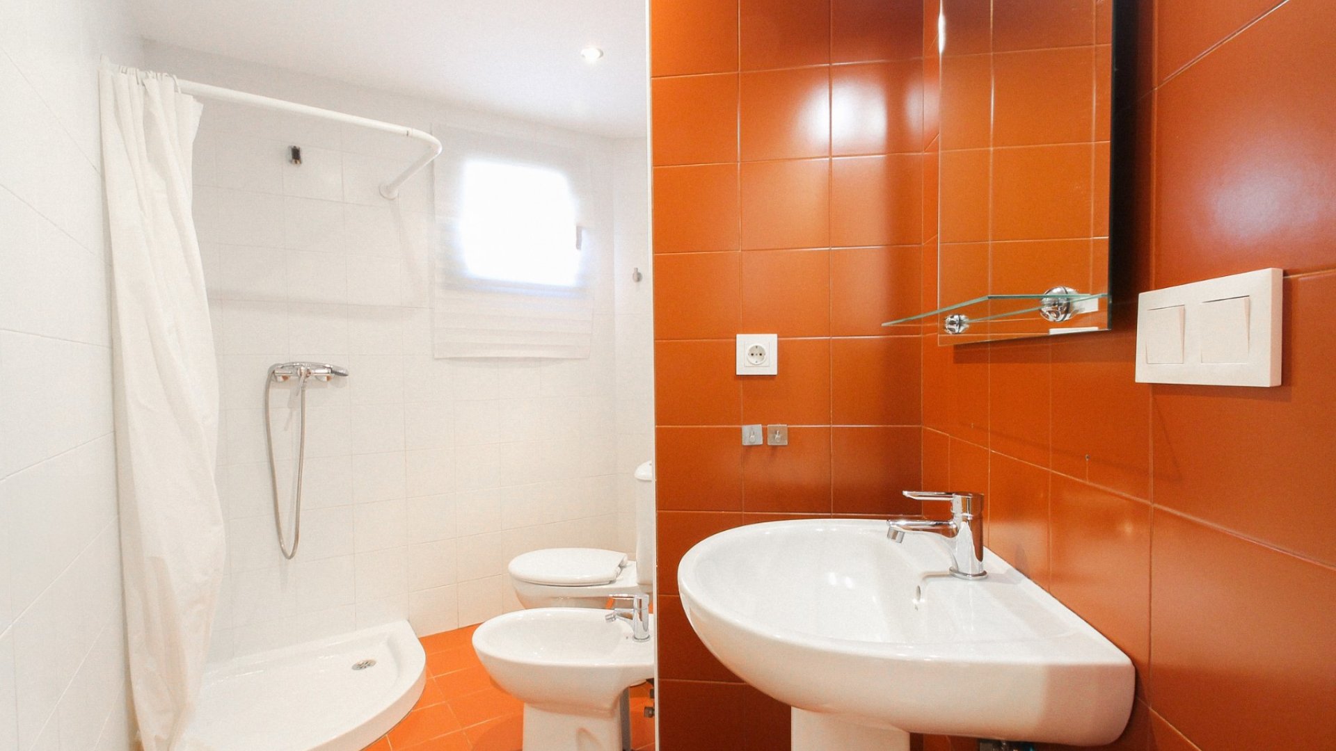 Resale - Apartments -
Alicante - Carolinas Altas