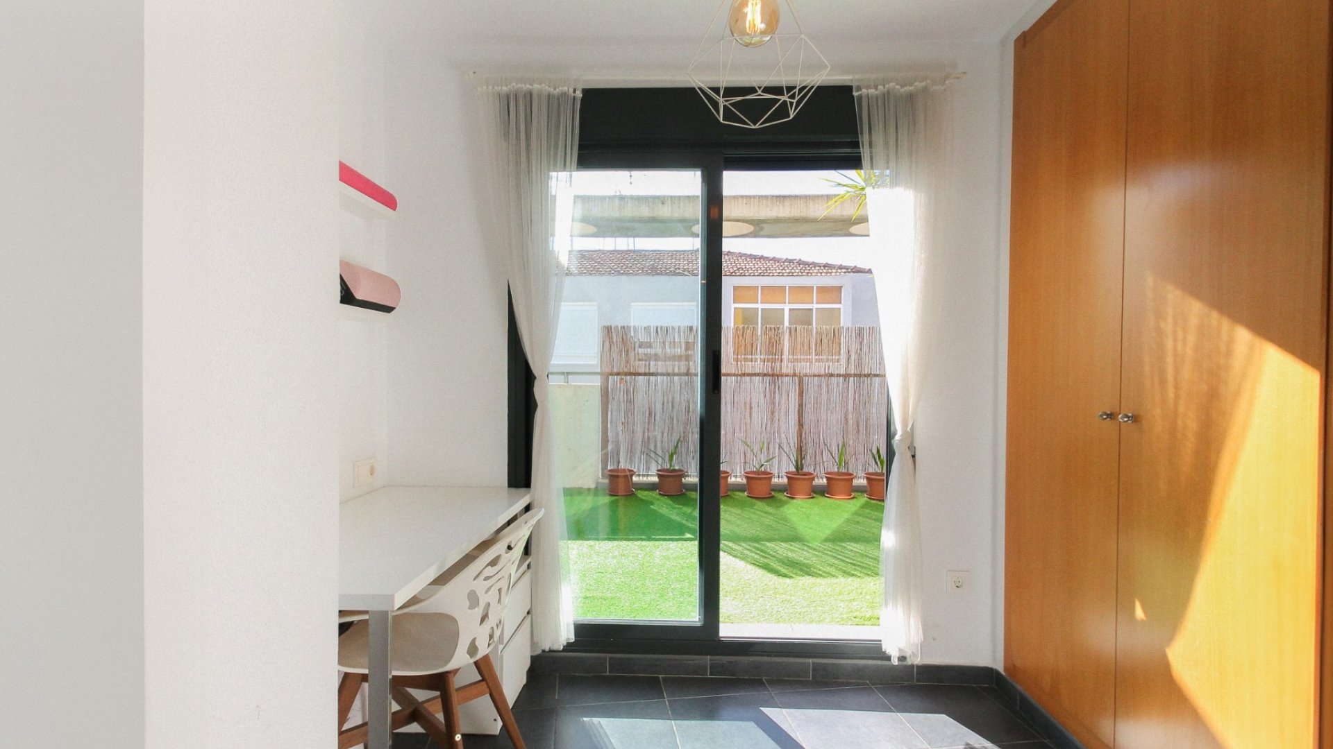 Resale - Apartments -
Alicante - Carolinas Altas