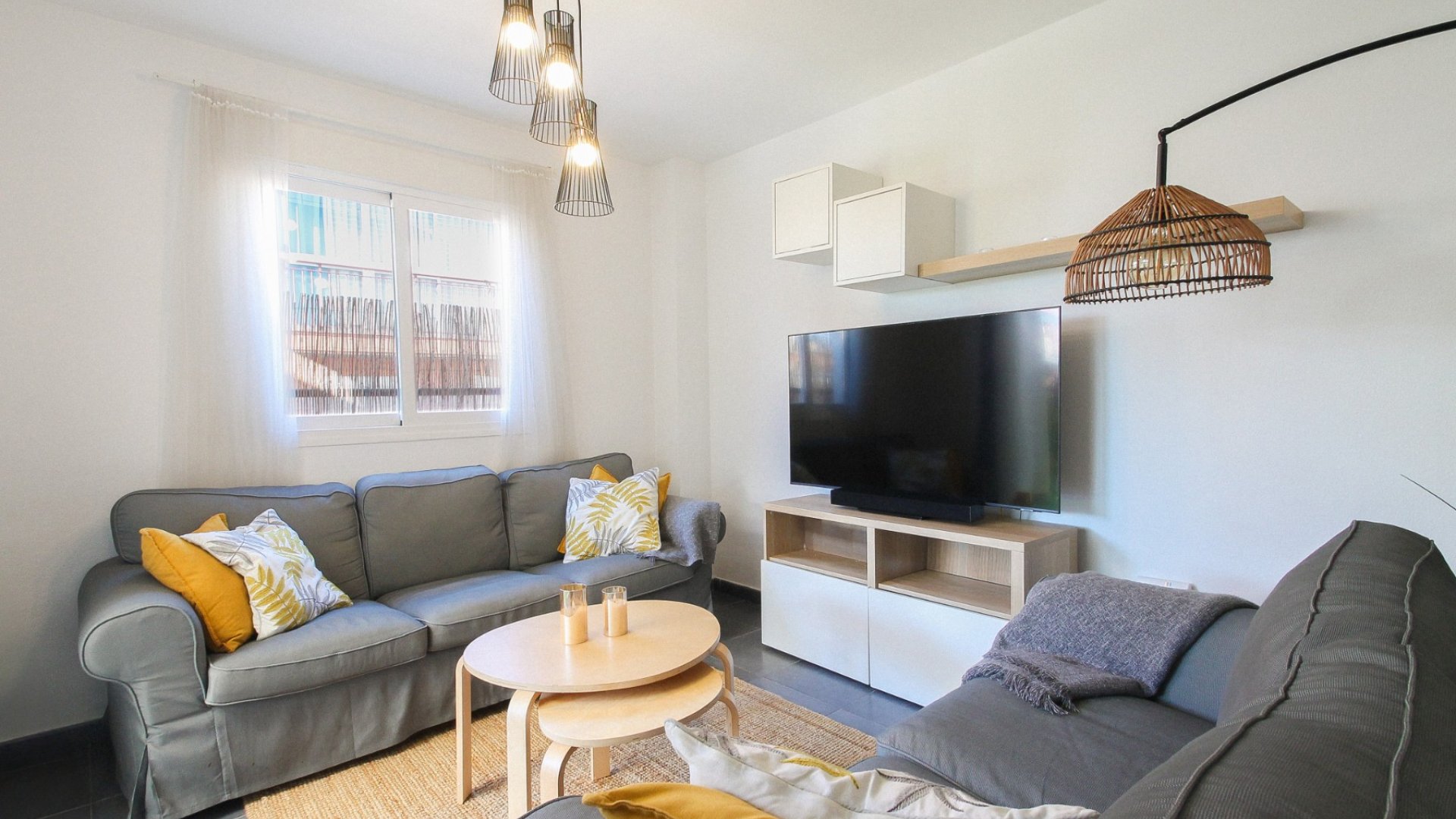 Resale - Apartments -
Alicante - Carolinas Altas