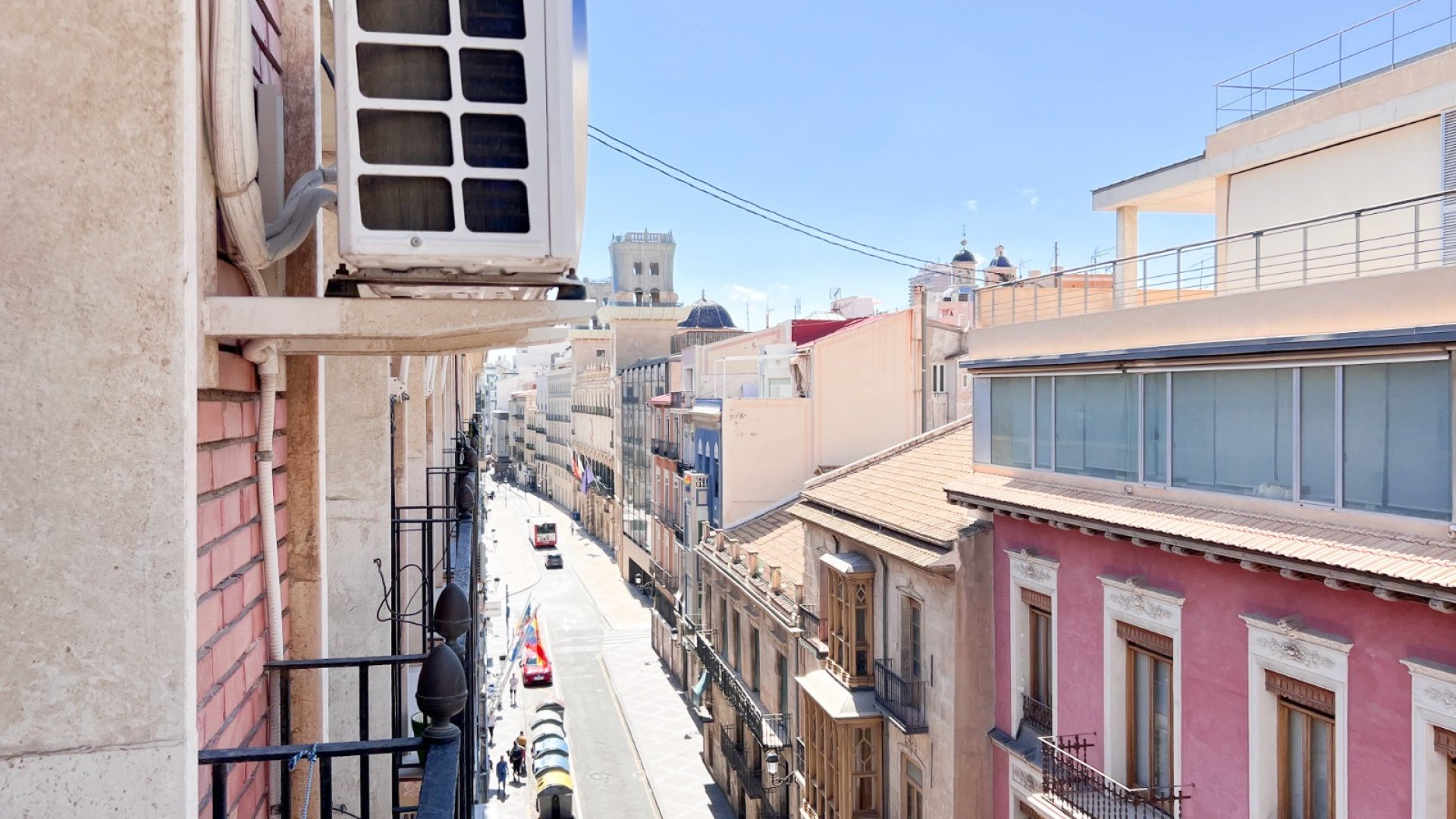 Resale - Apartments -
Alicante - Center