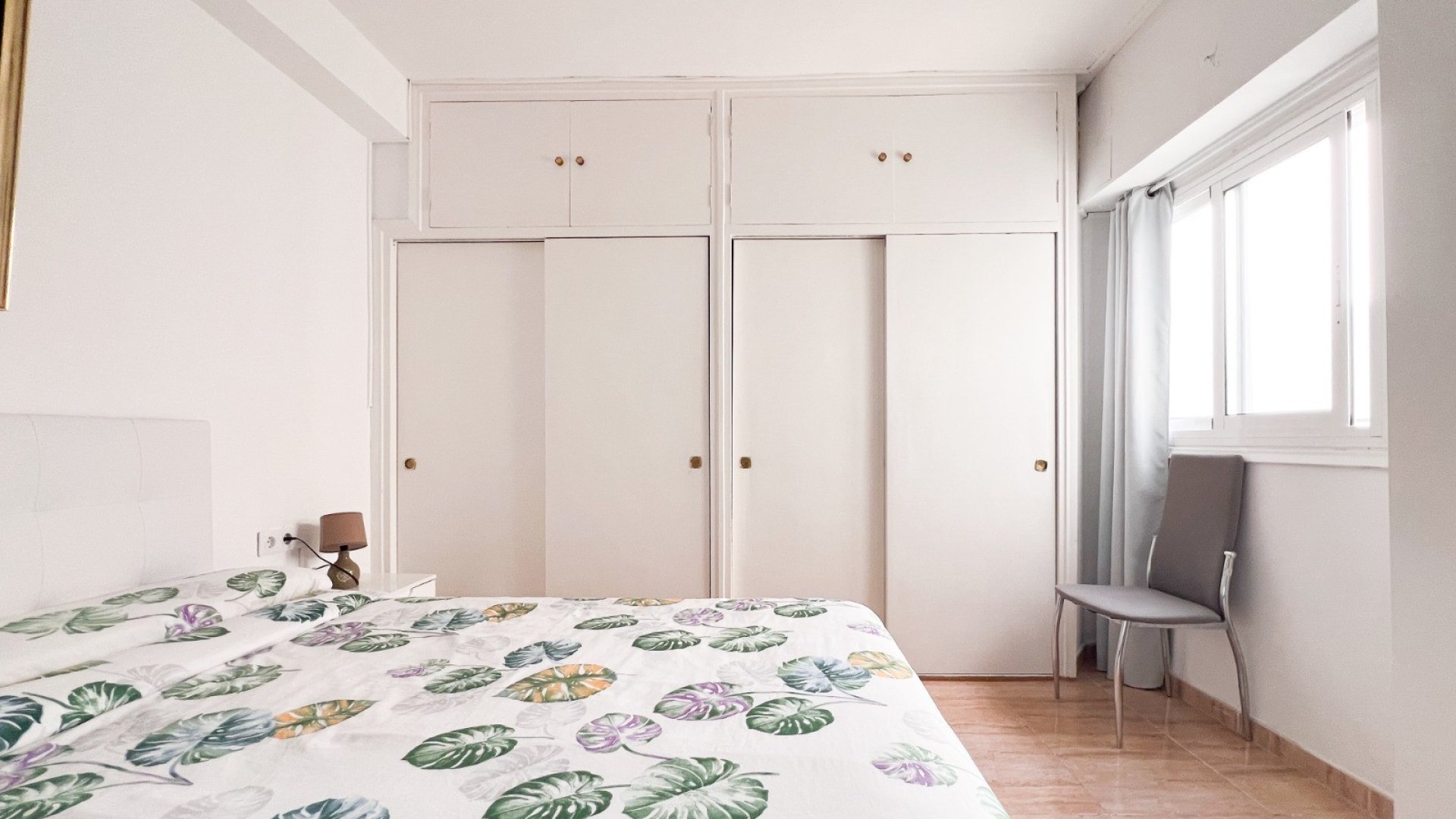 Resale - Apartments -
Alicante - Center