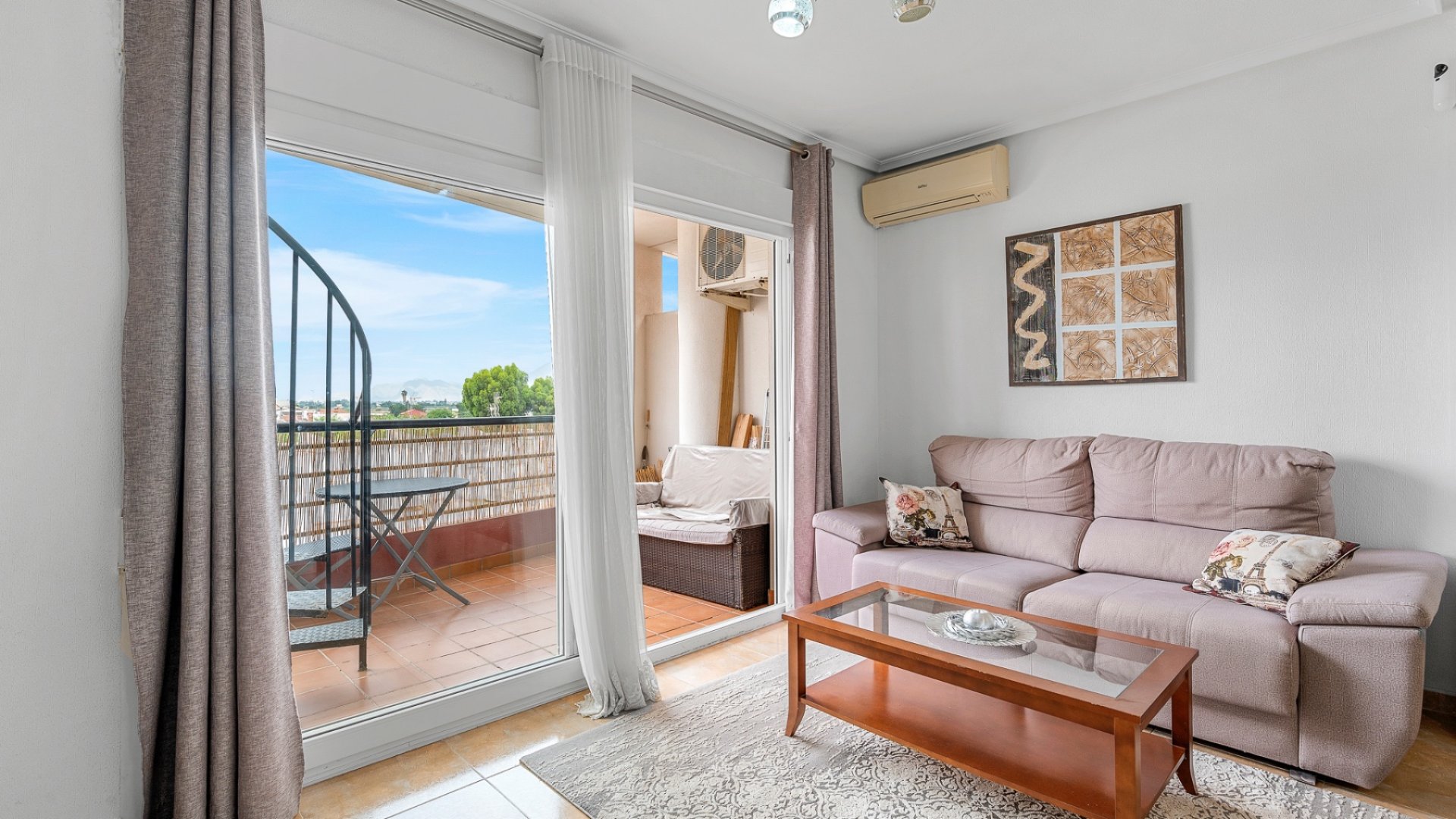 Resale - Apartments -
Almoradí