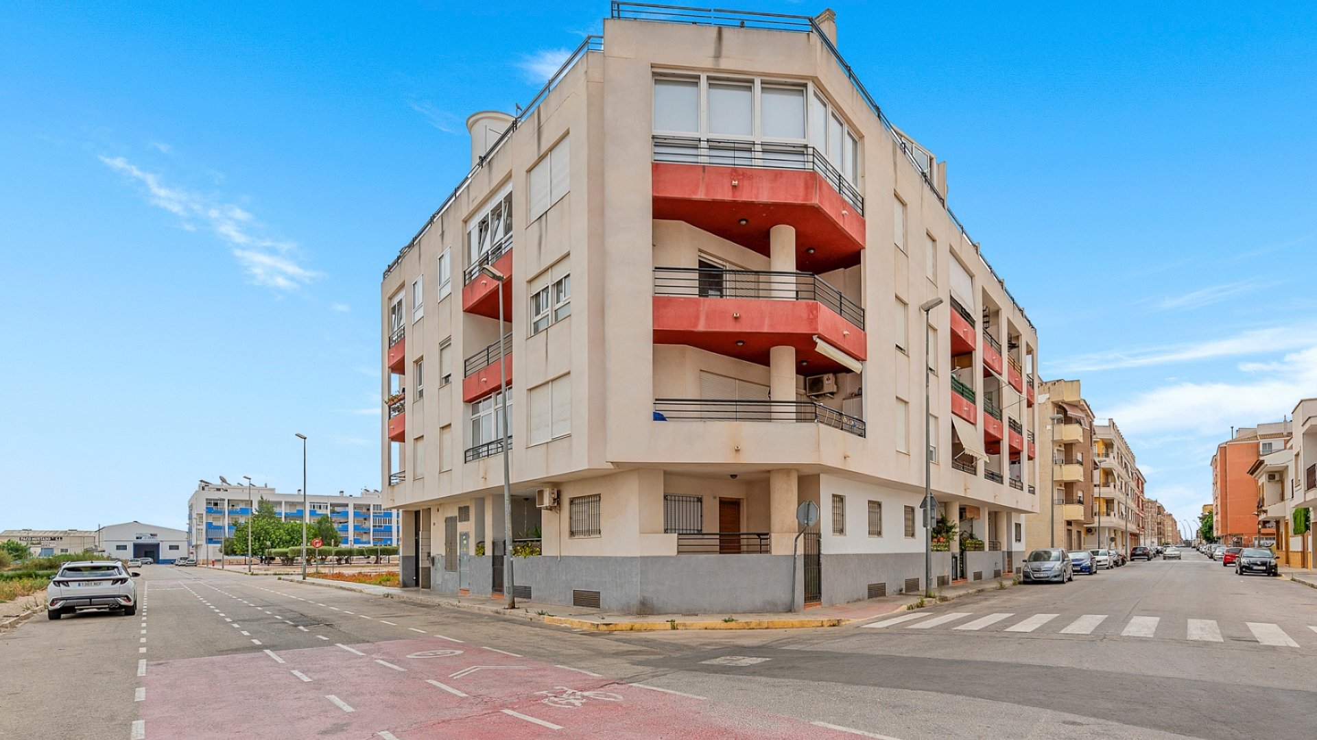 Resale - Apartments -
Almoradí