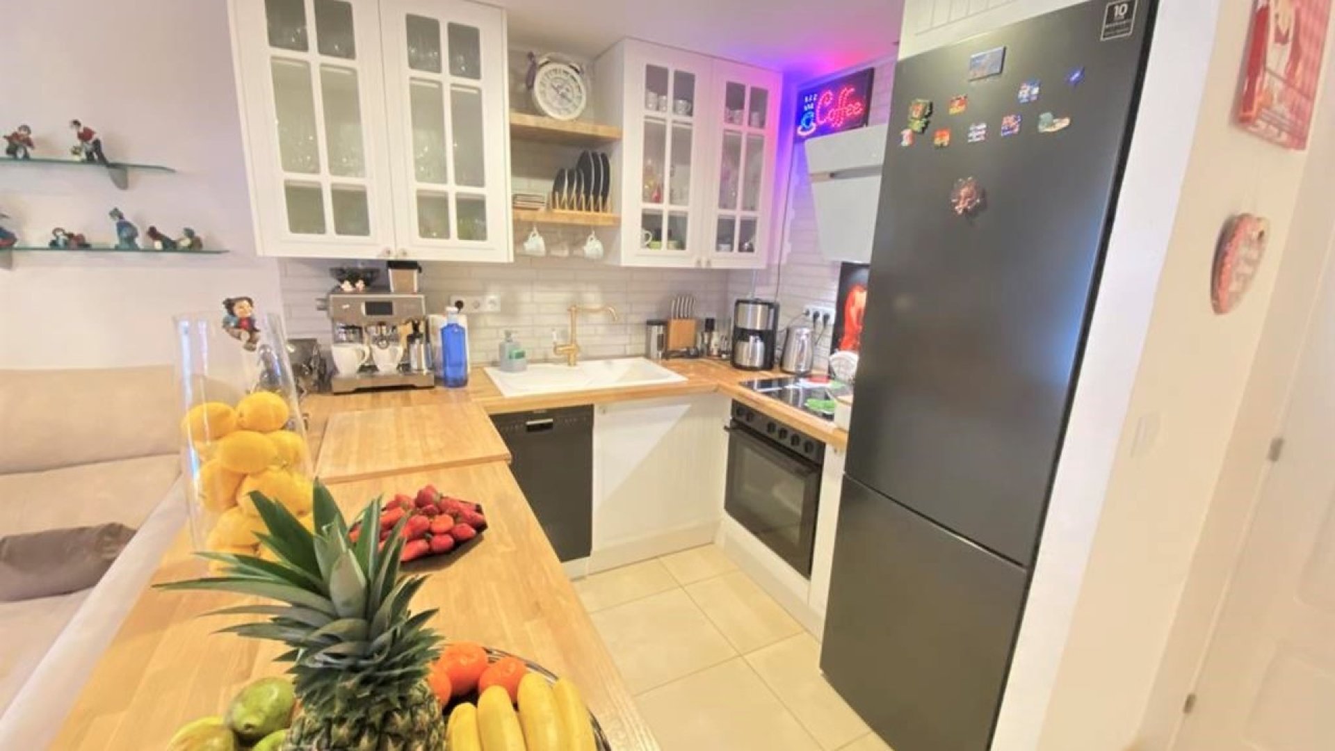 Resale - Apartments -
Altaona Golf and Country Village - Altaona Golf - Country Village