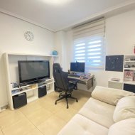 Resale - Apartments -
Altaona Golf and Country Village - Altaona Golf - Country Village