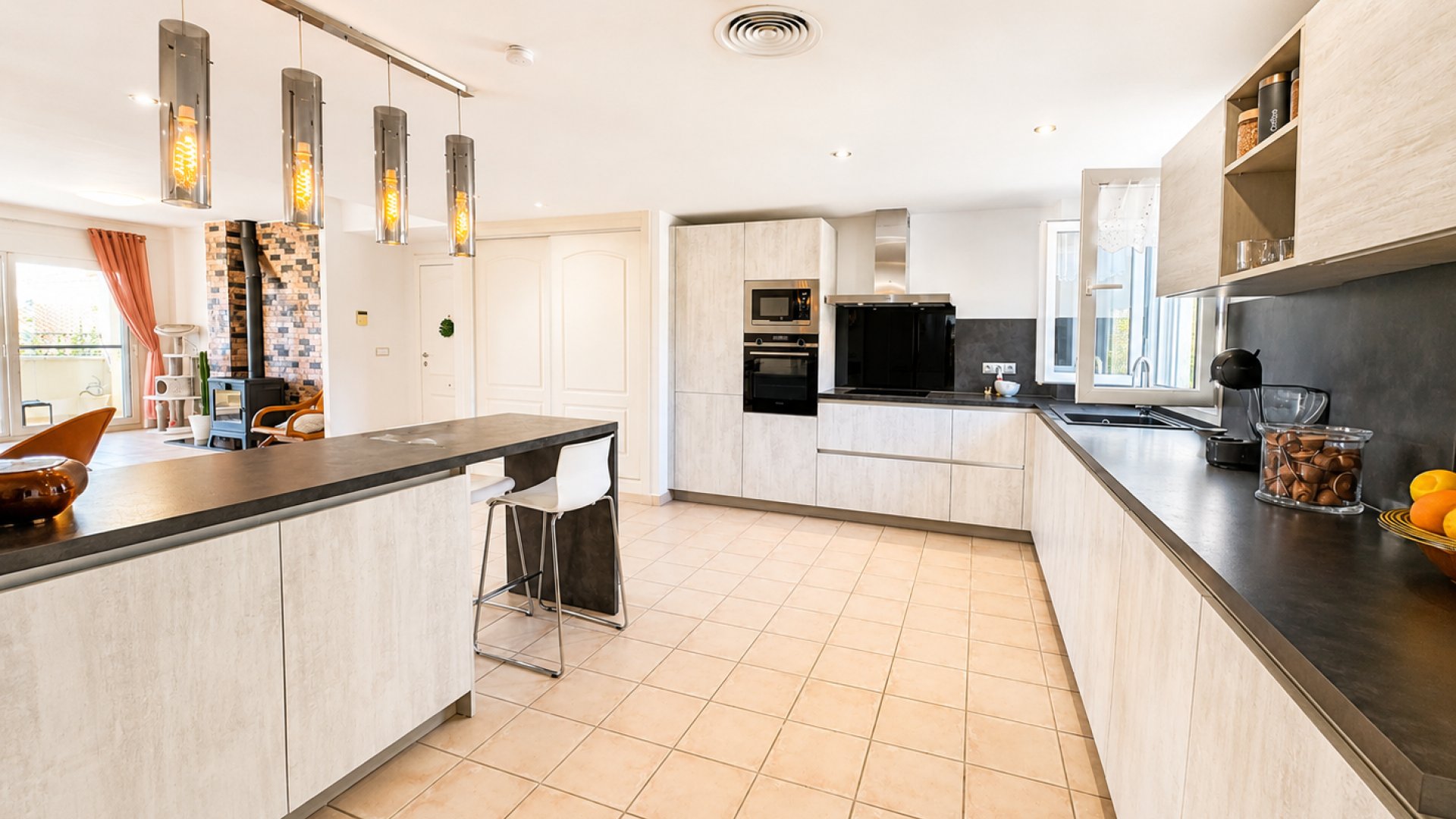 Resale - Apartments -
Altaona Golf and Country Village - Altaona Golf - Country Village