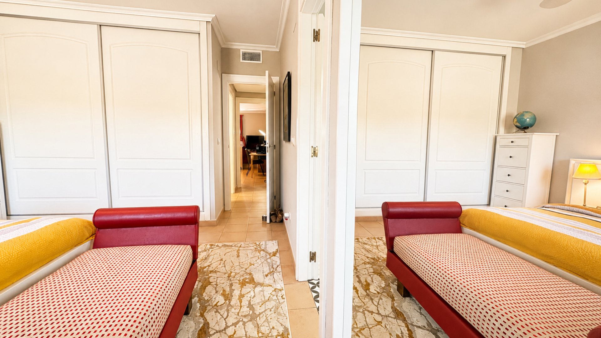 Resale - Apartments -
Altaona Golf and Country Village - Altaona Golf - Country Village