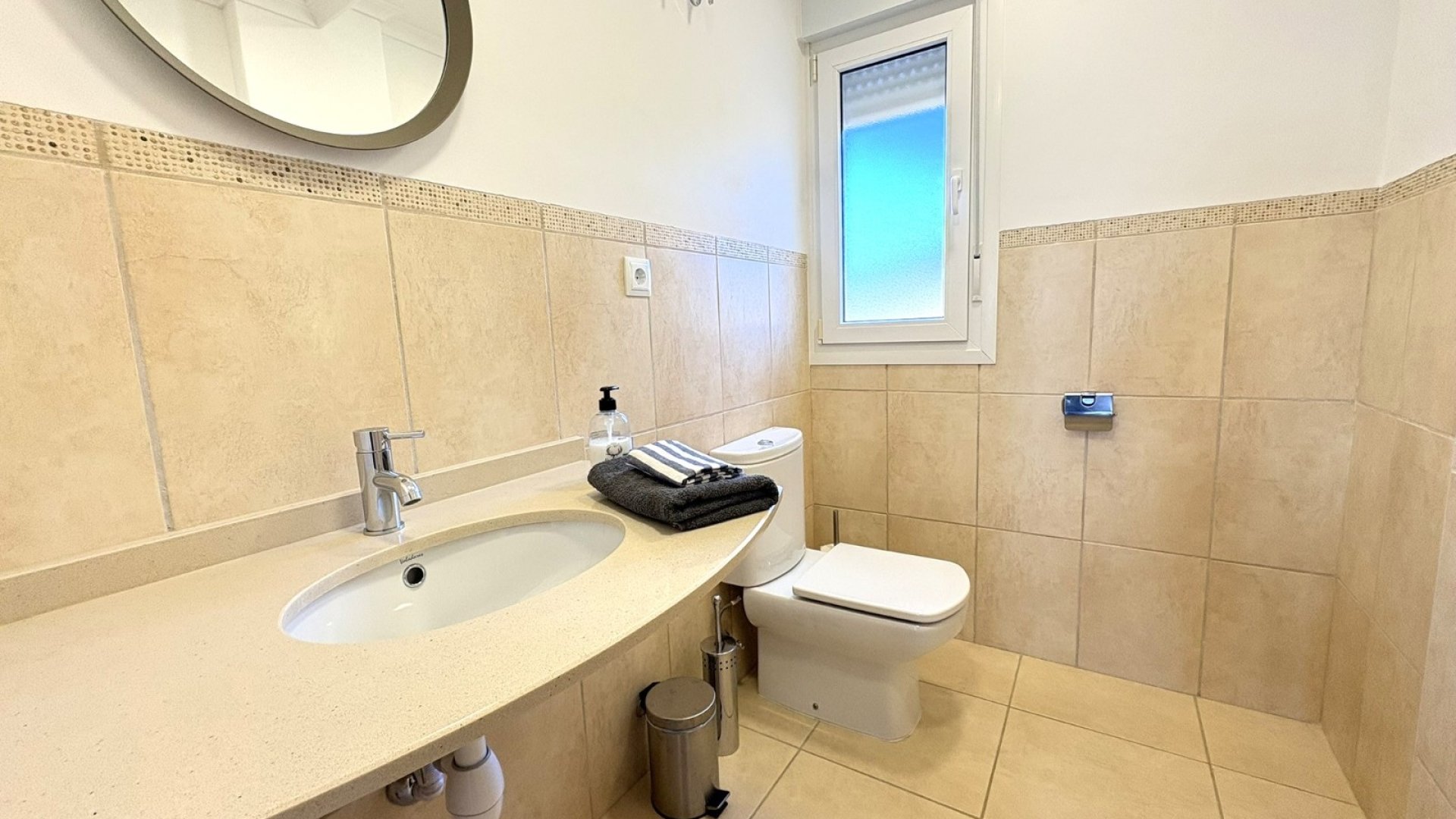 Resale - Apartments -
Altaona Golf and Country Village - Altaona Golf - Country Village