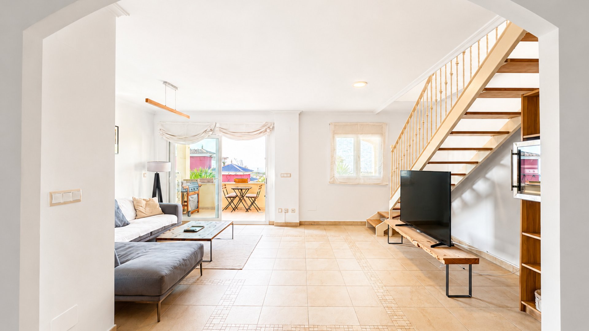 Resale - Apartments -
Altaona Golf and Country Village - Altaona Golf - Country Village