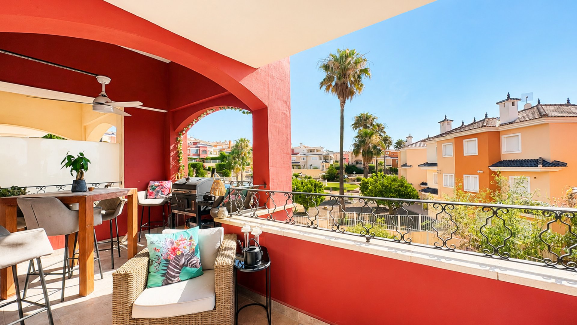 Resale - Apartments -
Altaona Golf and Country Village - Altaona Golf - Country Village