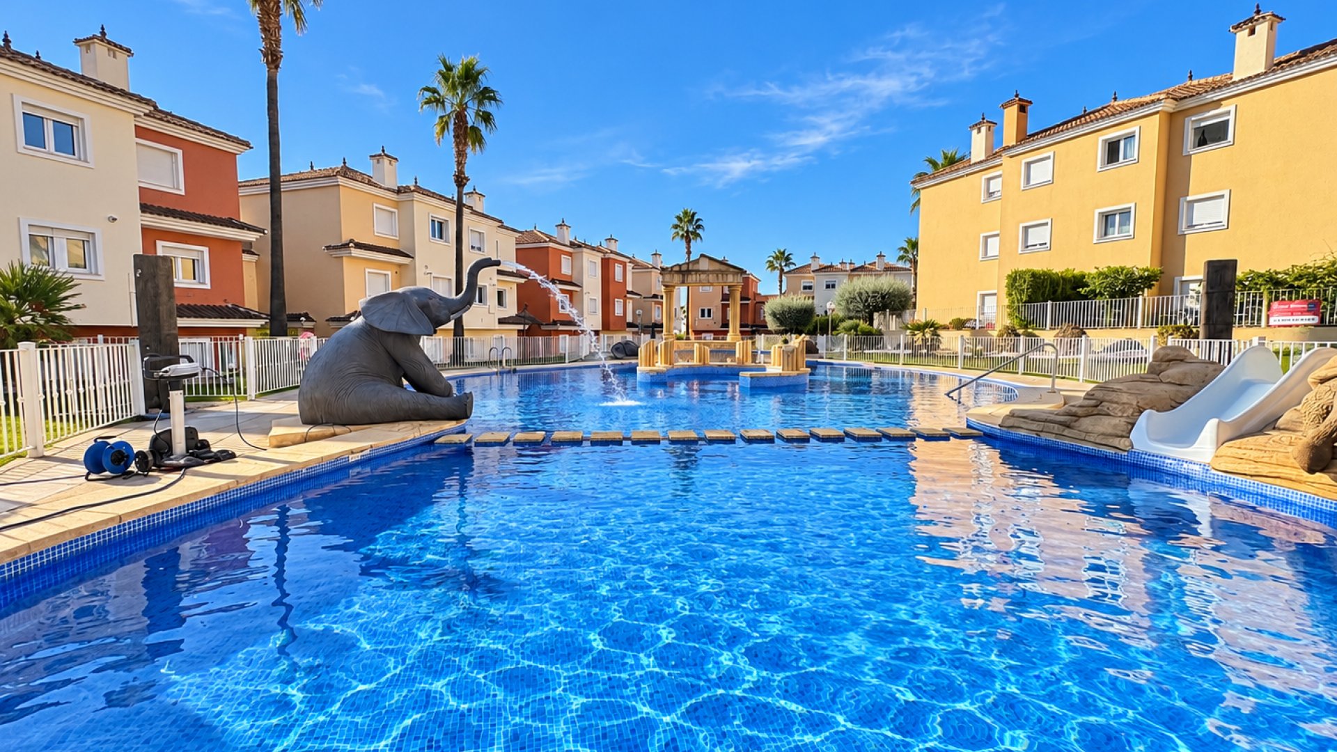 Resale - Apartments -
Altaona Golf and Country Village - Altaona Golf - Country Village
