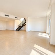 Resale - Apartments -
Altaona Golf and Country Village - Altaona Golf - Country Village