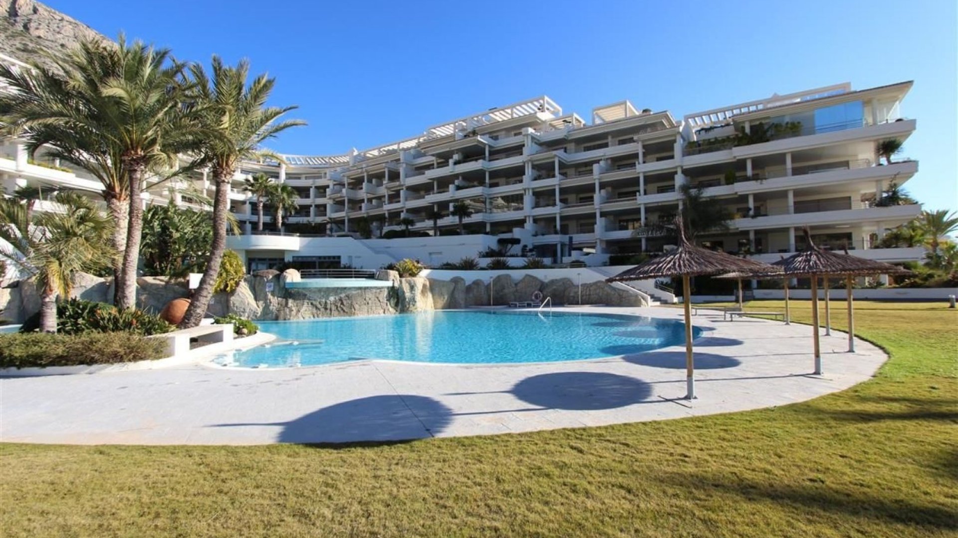 Resale - Apartments -
Altea - Zona de Mascarat