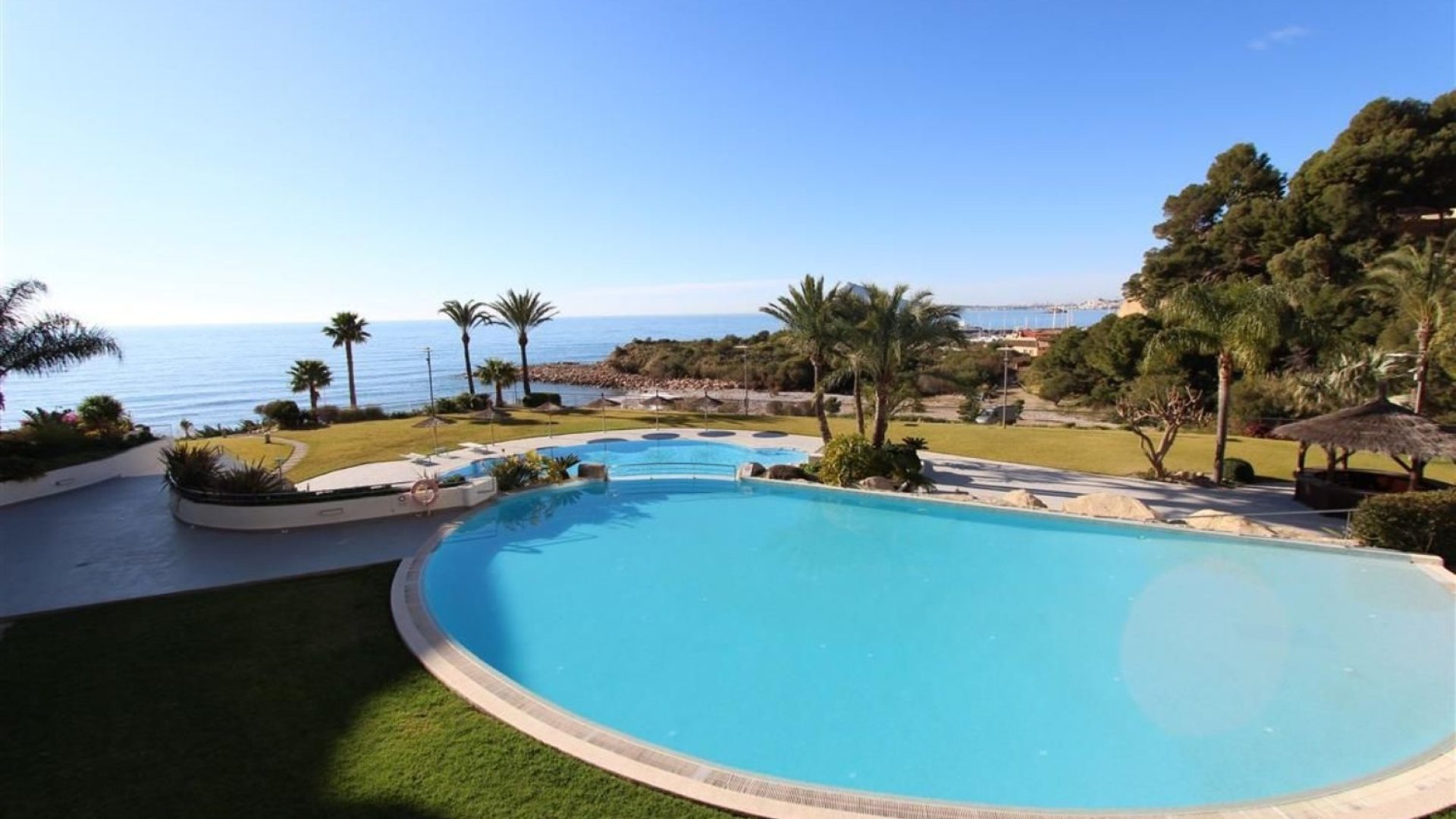 Resale - Apartments -
Altea - Zona de Mascarat