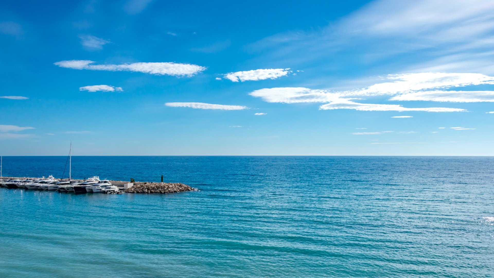 Resale - Apartments -
Altea