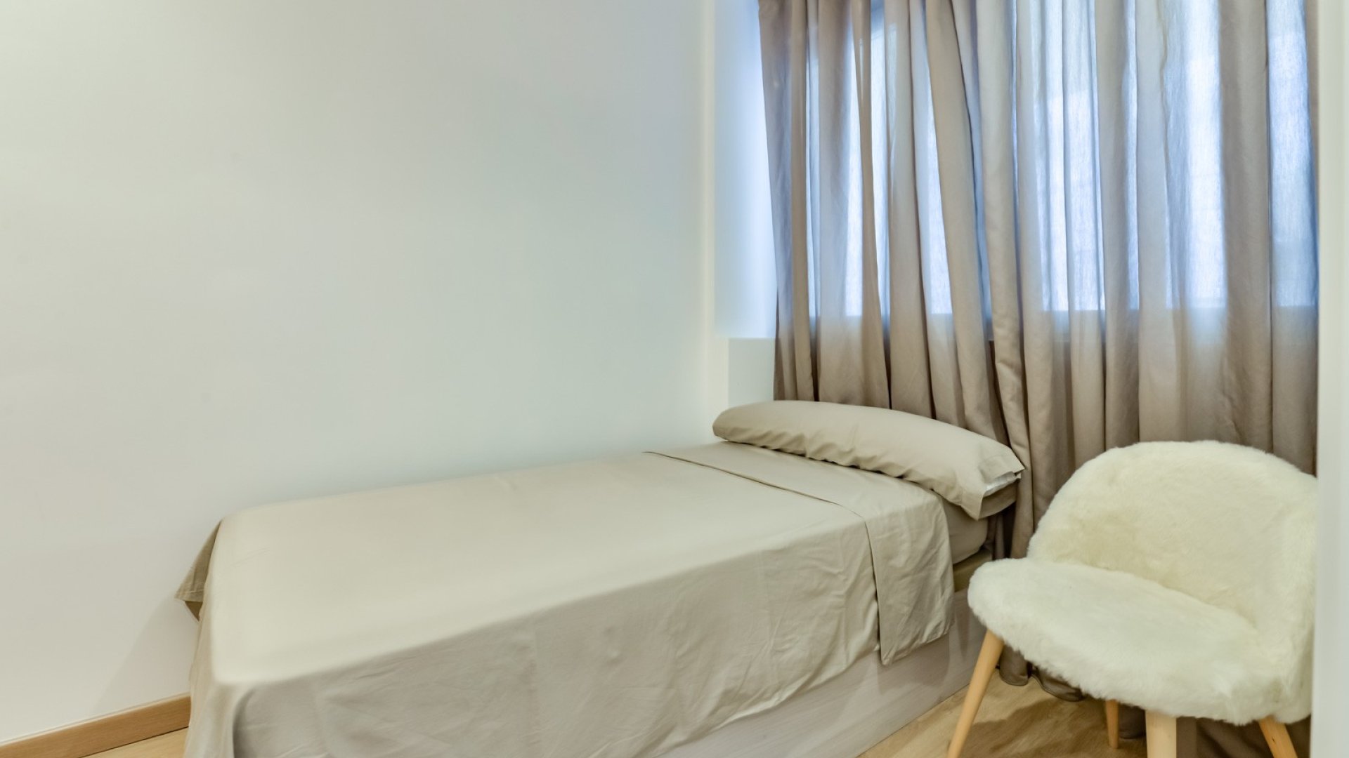 Resale - Apartments -
Altea