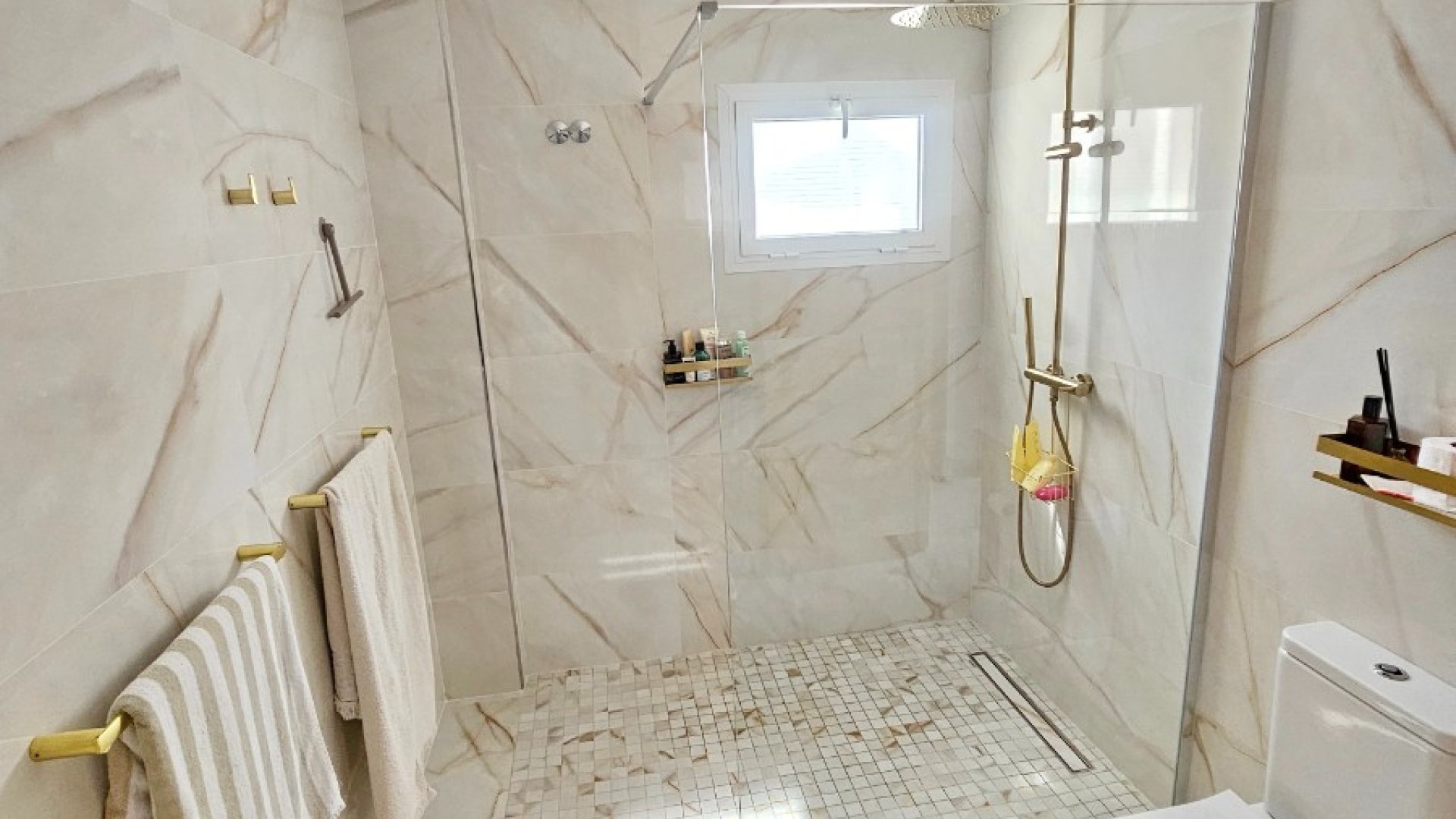 Resale - Apartments -
Altea