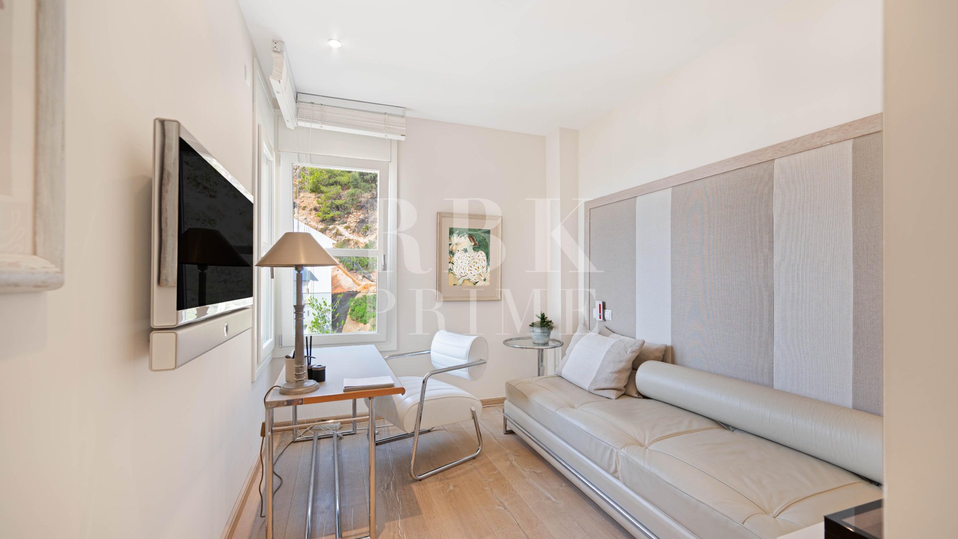 Resale - Apartments -
Andratx