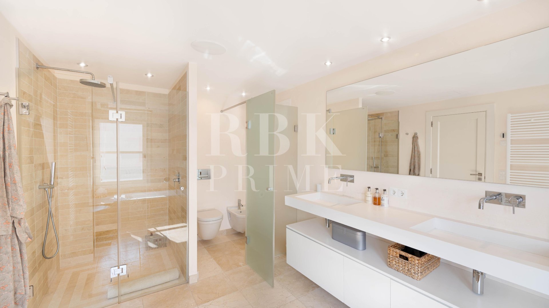 Resale - Apartments -
Andratx