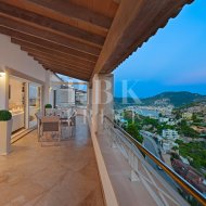 Resale - Apartments -
Andratx