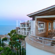 Resale - Apartments -
Andratx