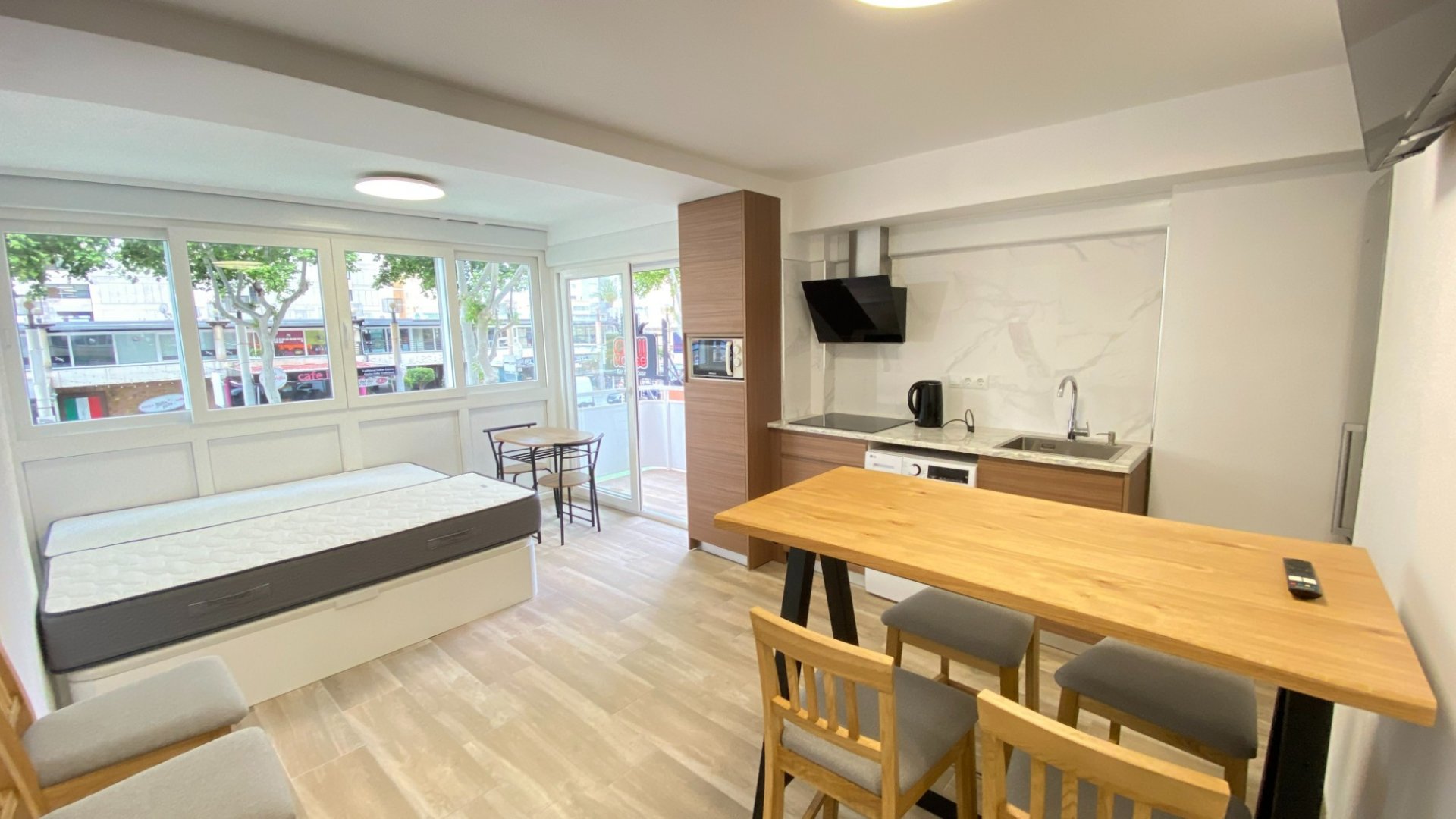 Resale - Apartments -
Benidorm - Levante