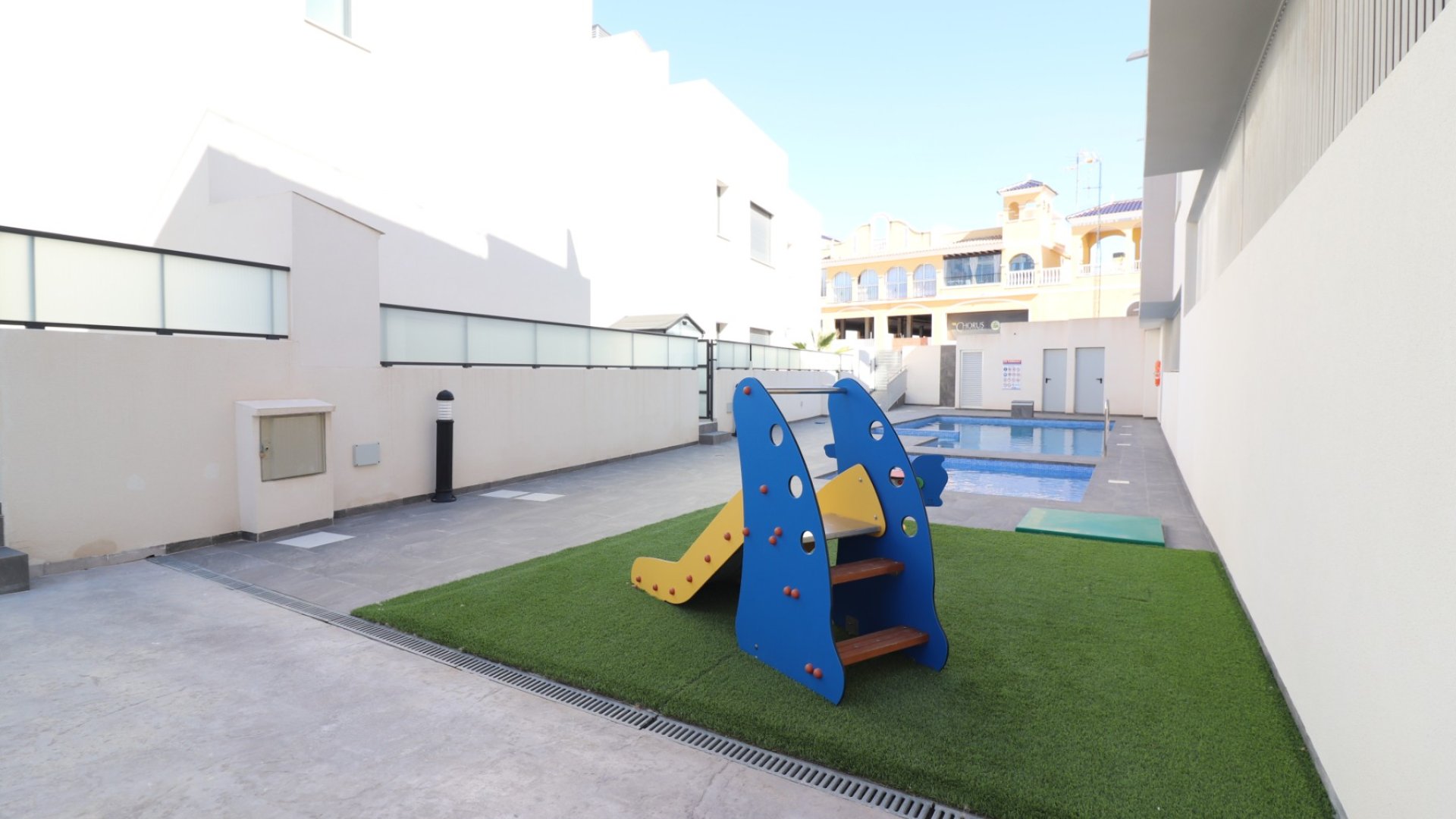 Resale - Apartments -
Benijofar