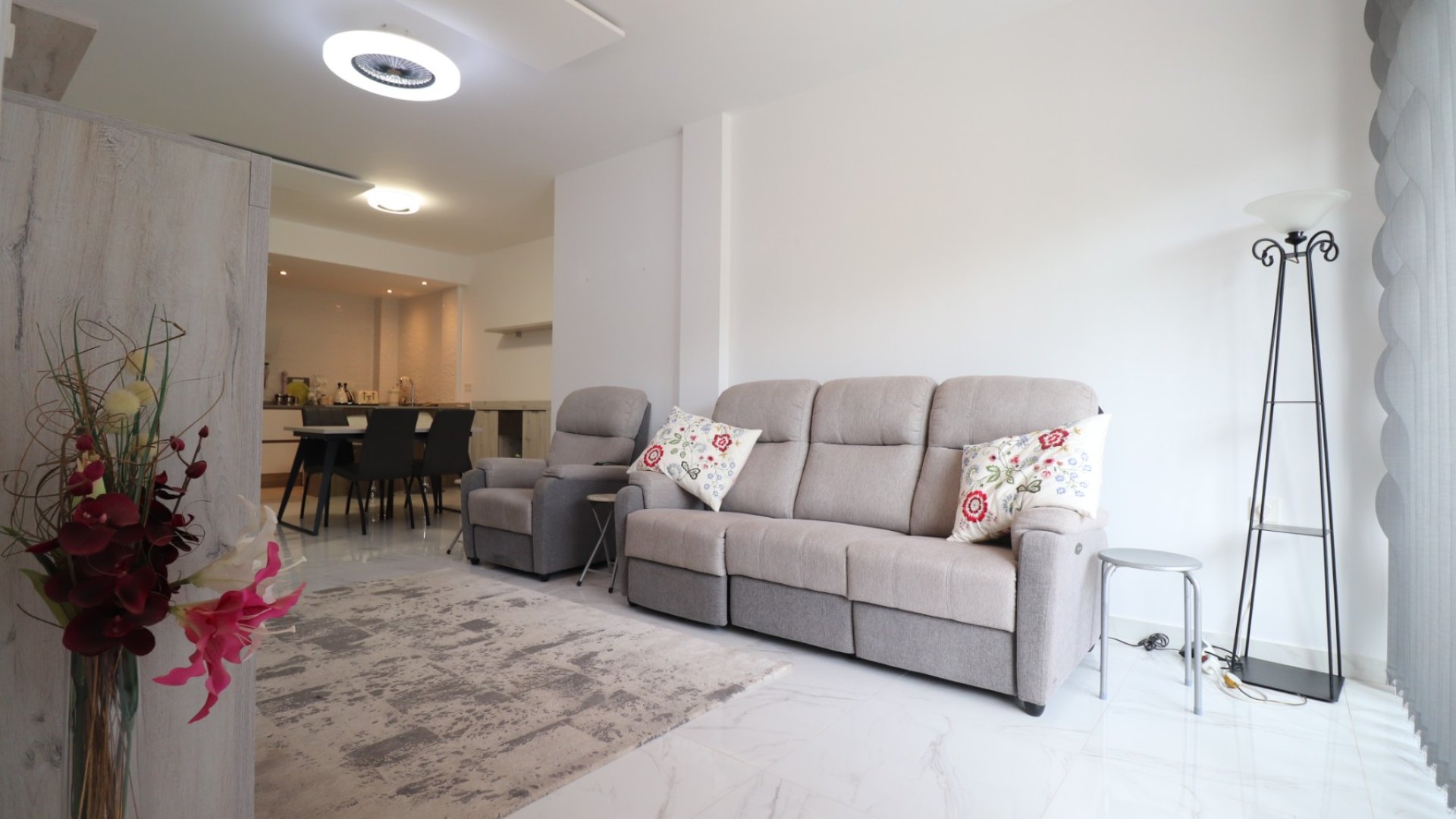 Resale - Apartments -
Benijofar