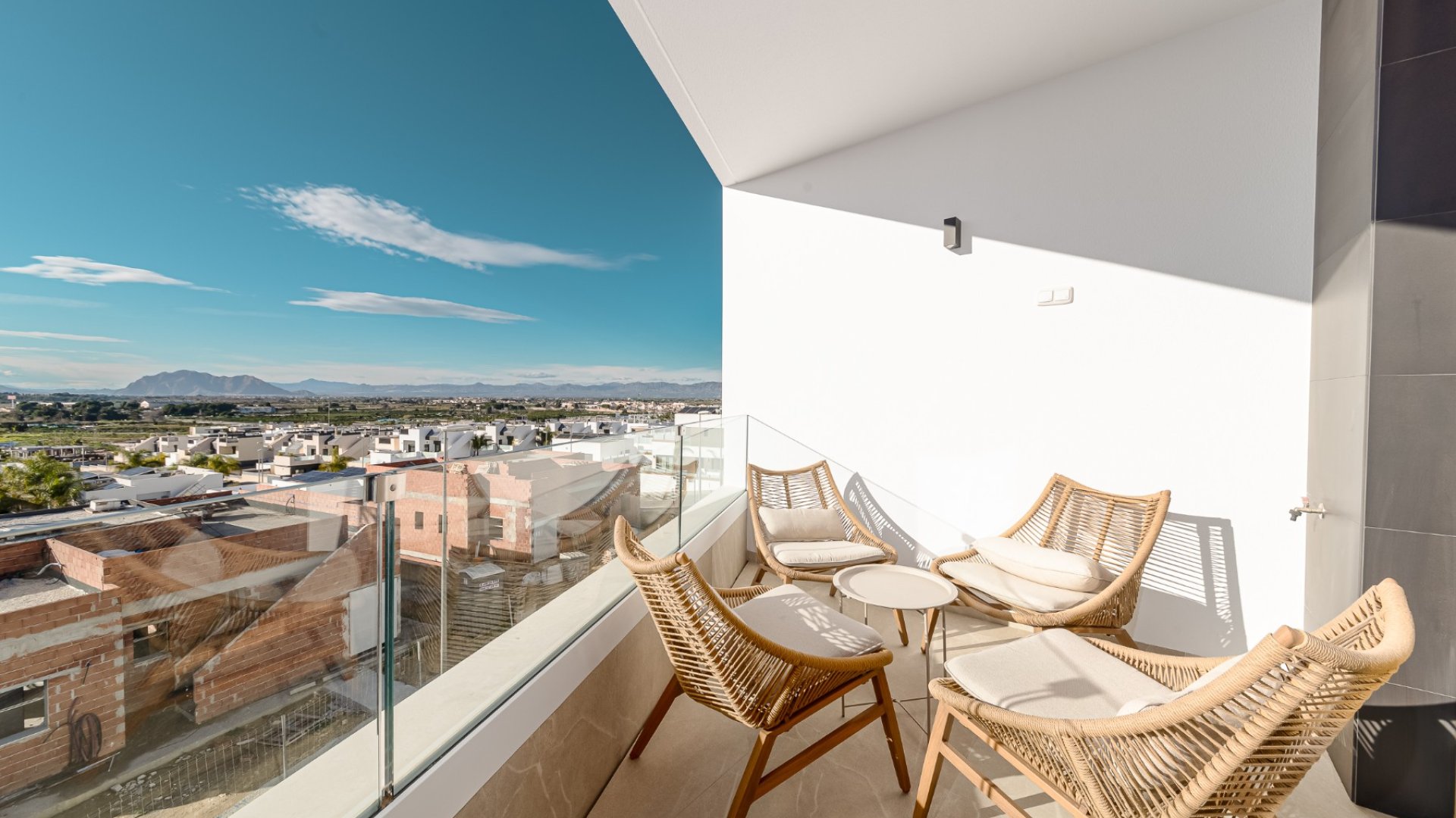 Resale - Apartments -
Benijofar