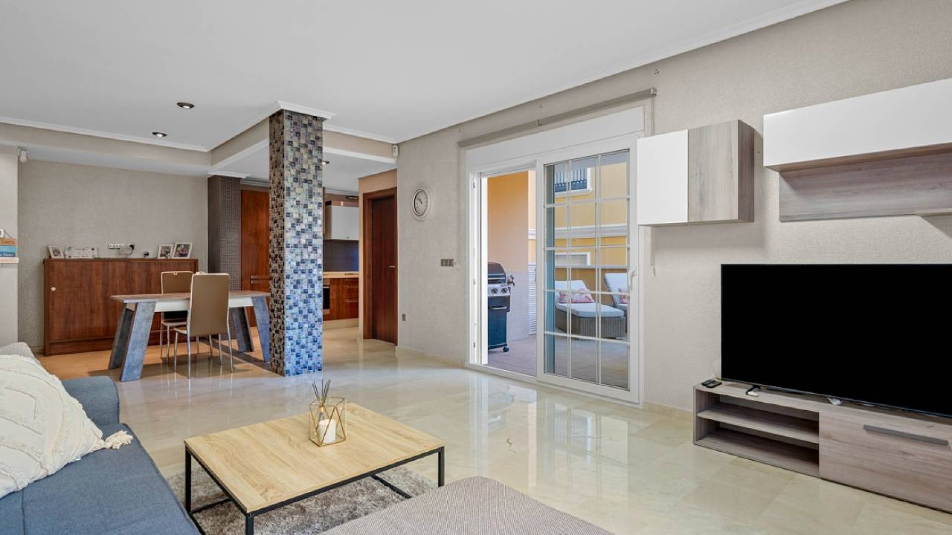 Resale - Apartments -
Cabo Roig