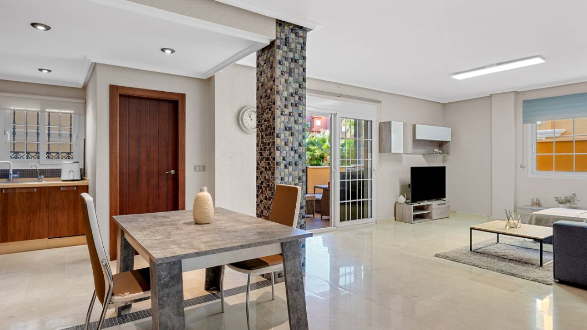 Resale - Apartments -
Cabo Roig