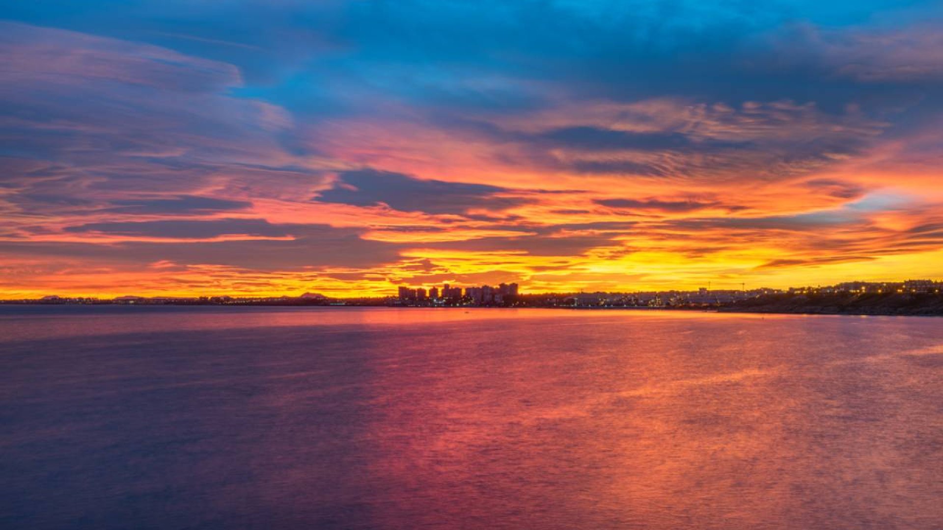 Resale - Apartments -
Cabo Roig