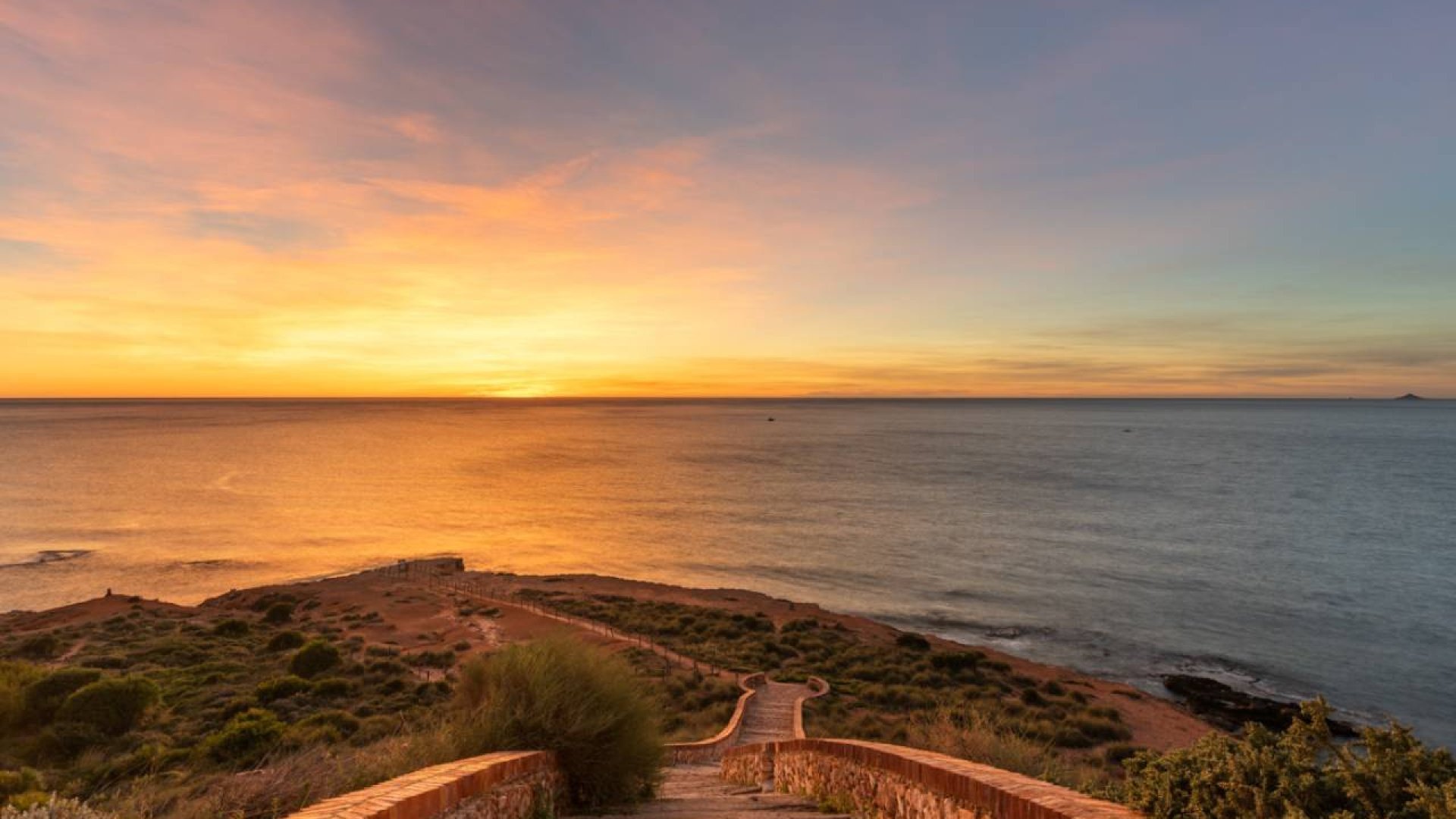 Resale - Apartments -
Cabo Roig