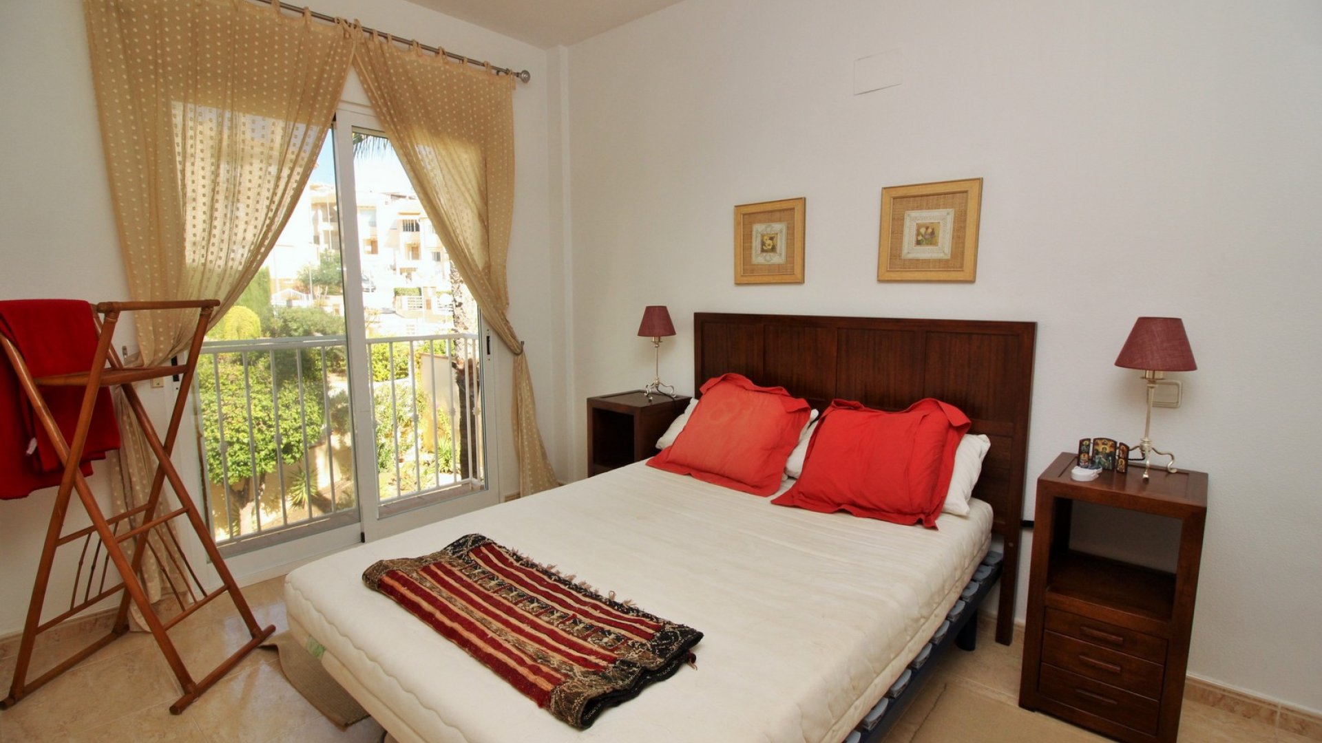 Resale - Apartments -
Cabo Roig