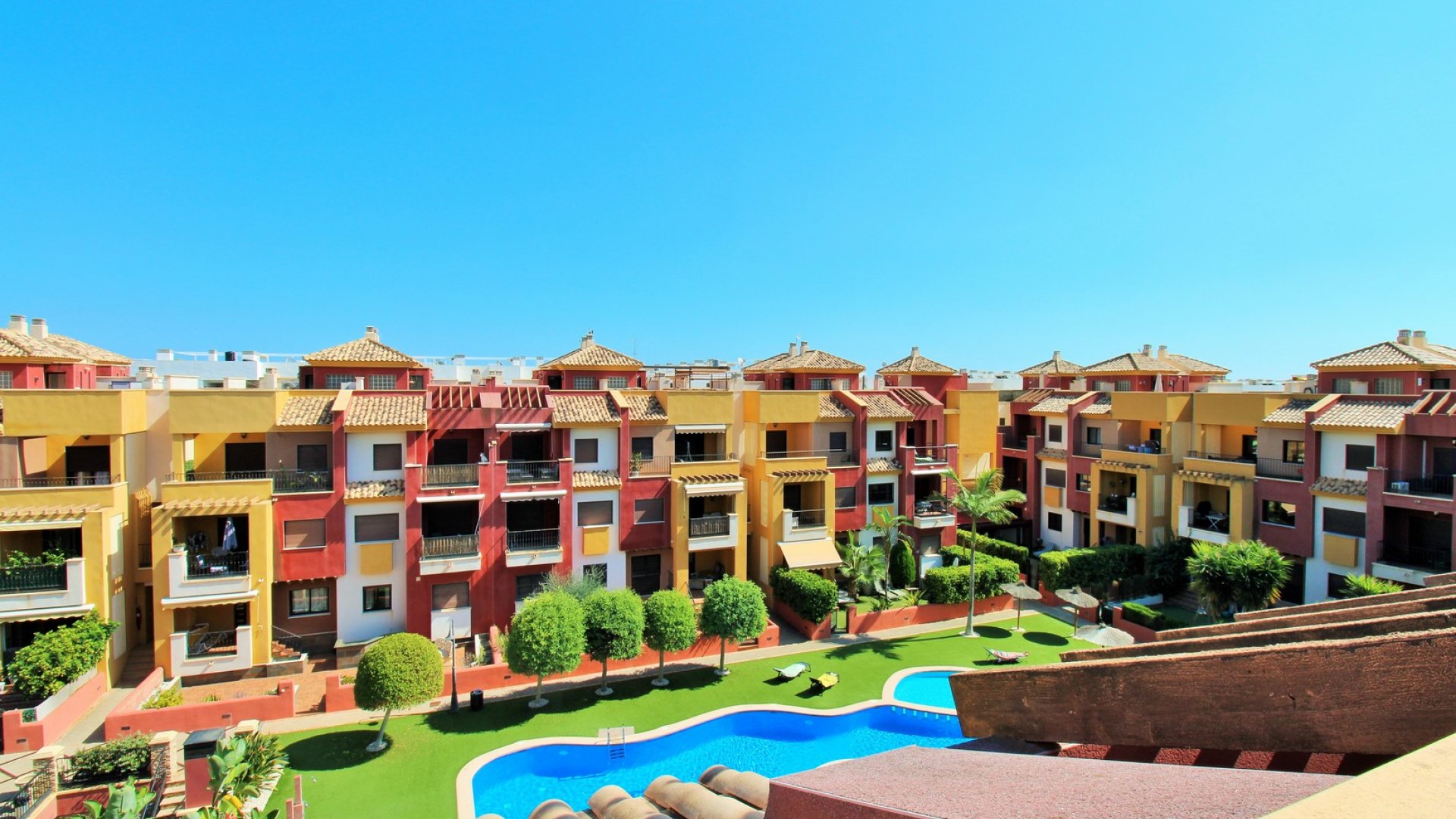 Resale - Apartments -
Cabo Roig