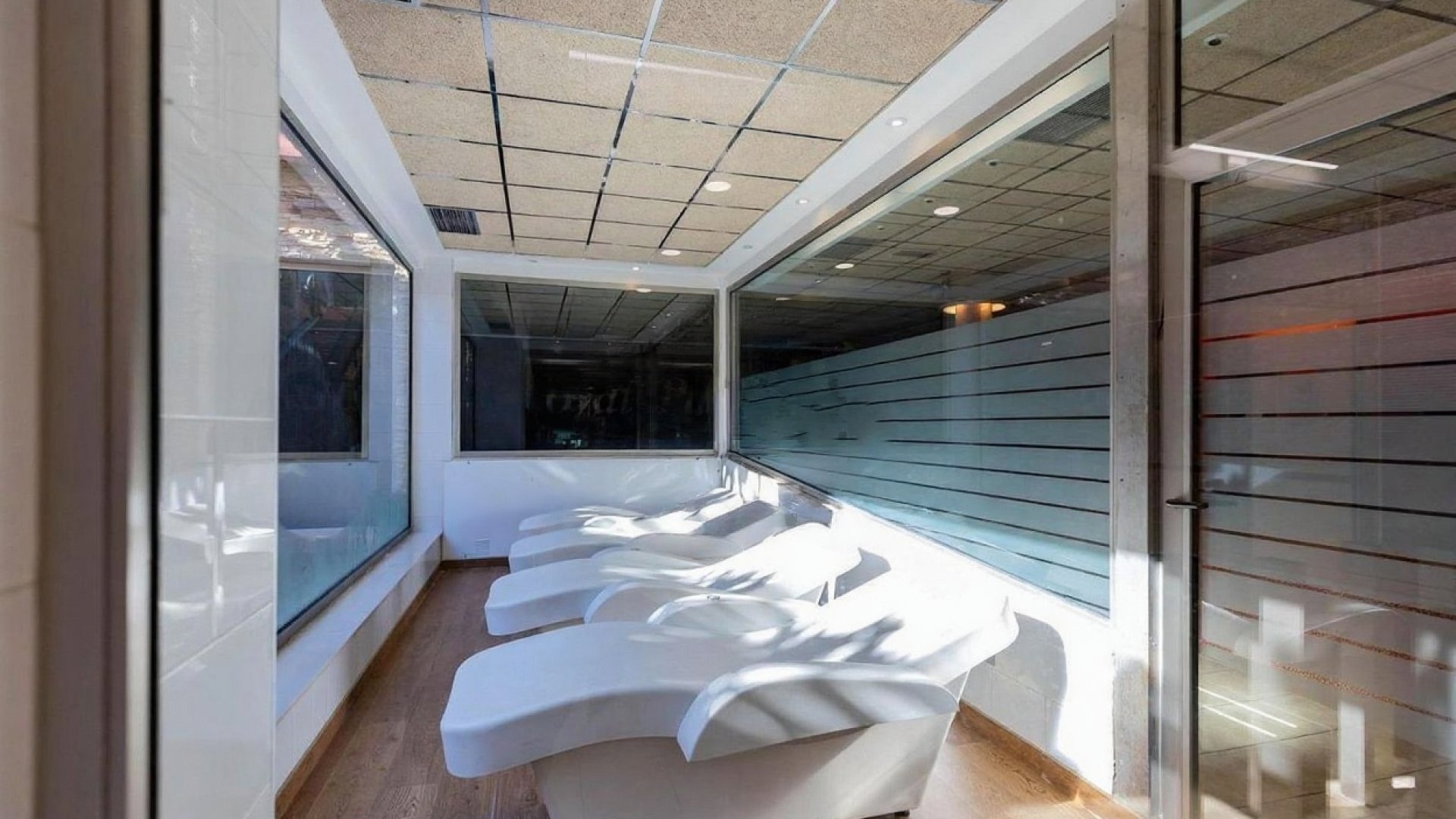 Resale - Apartments -
Cabo Roig