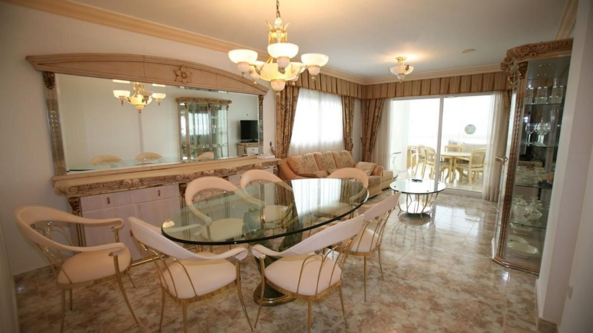 Resale - Apartments -
Calpe - Playa De Arenal