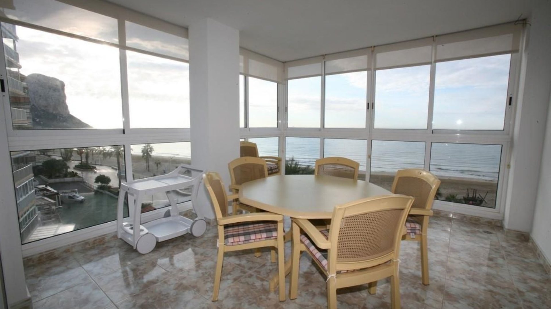 Resale - Apartments -
Calpe - Playa De Arenal