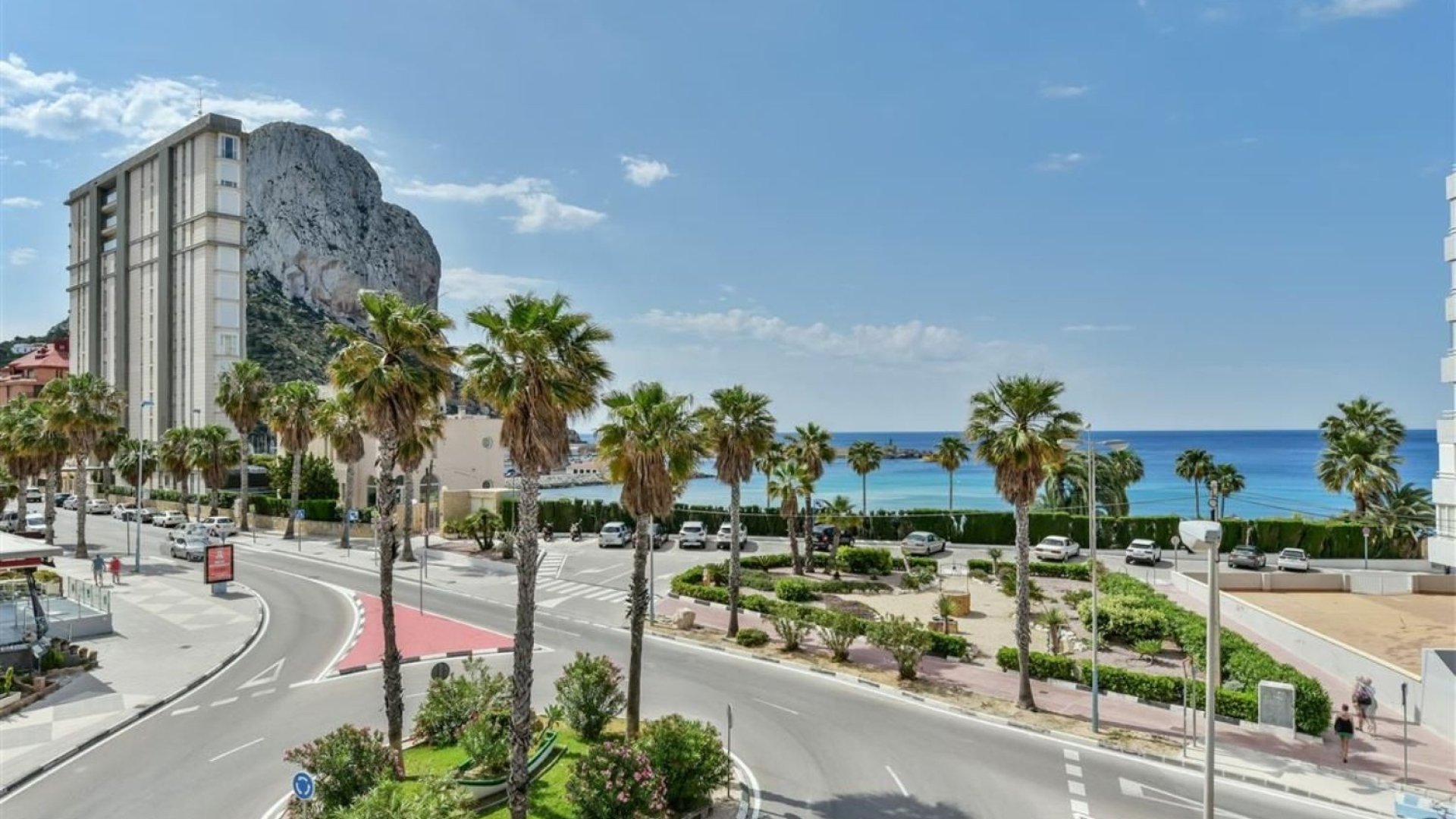 Resale - Apartments -
Calpe - Playa De Arenal
